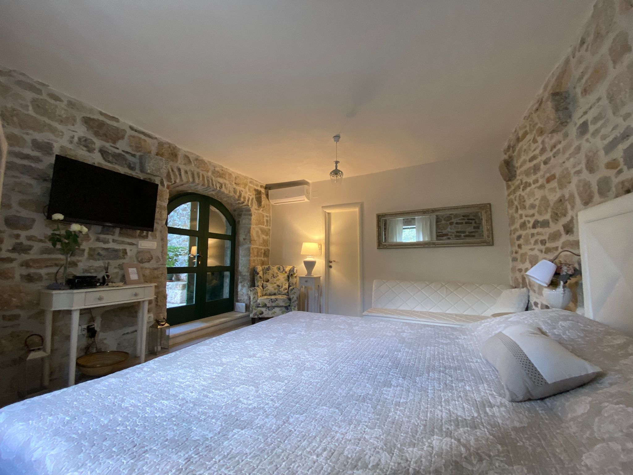 Top Omiš Svinišće Top Omiš Svinišće