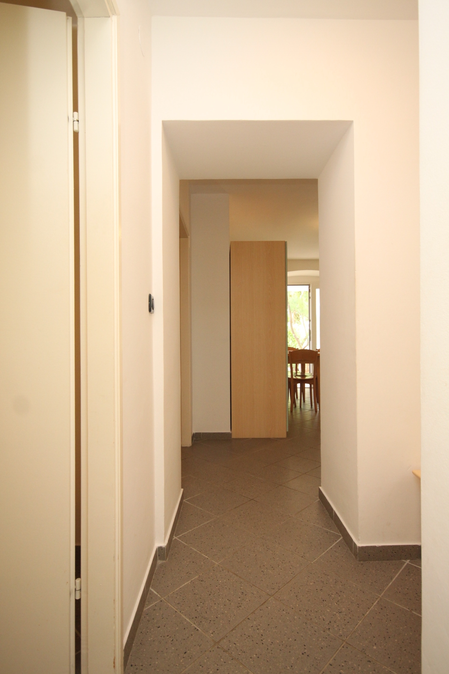Two bedroom apartment with terrace Nerezine, Lošinj  A-b