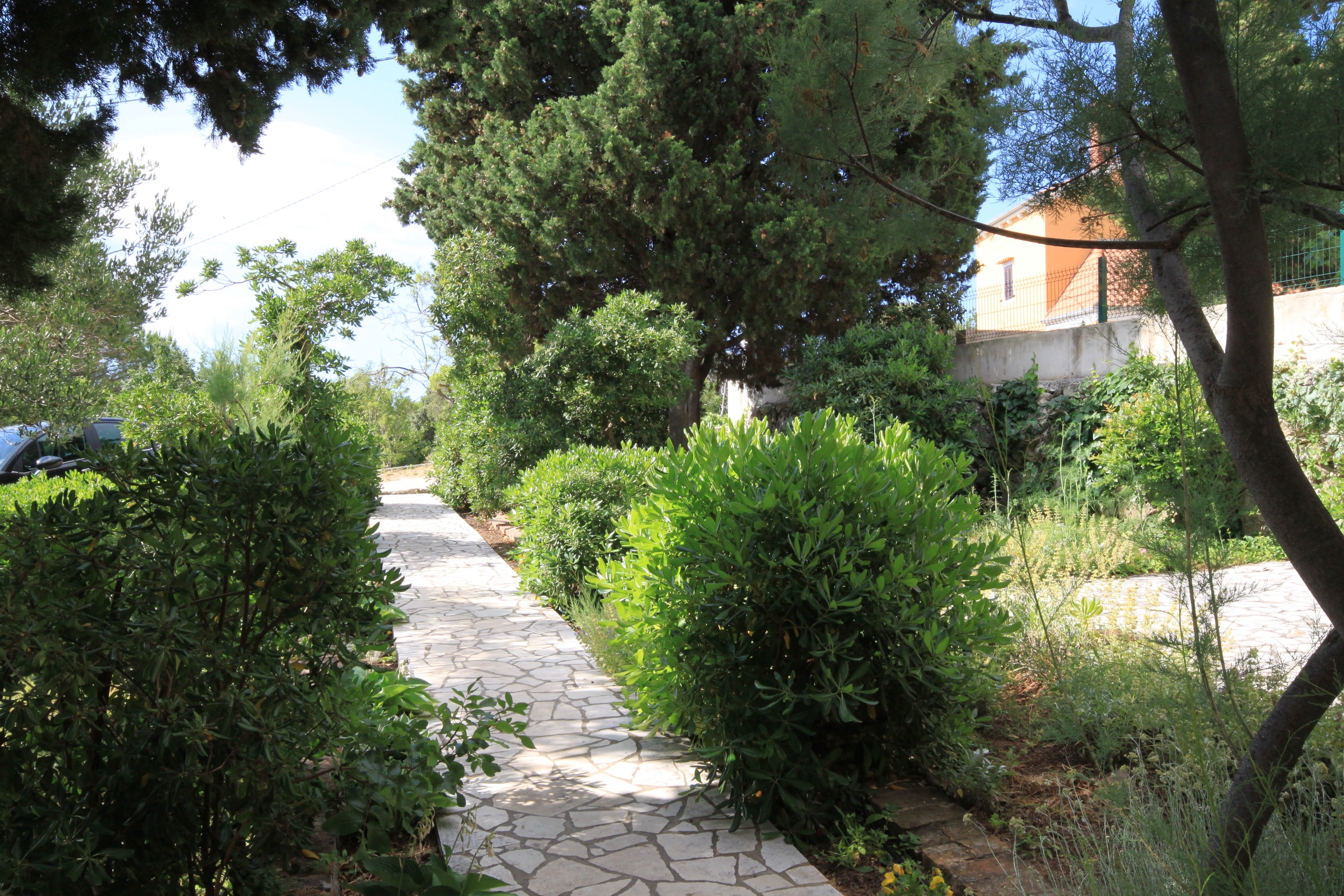 Two bedroom apartment with terrace Nerezine, Lošinj  A-b