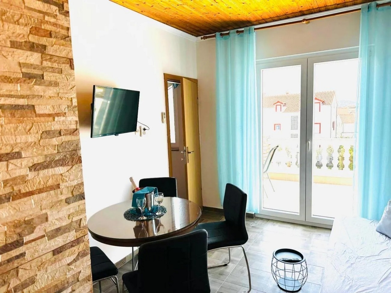 Two bedroom apartment with terrace Srima - Vodice, Vodice (A-25188-c) Two bedroom apartment with terrace Srima - Vodice, Vodice (A-25188-c)