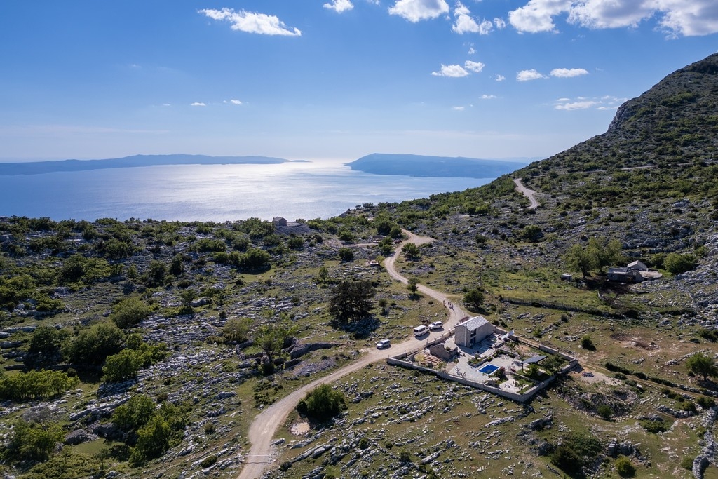 Two bedroom house with terrace Biokovo, Makarska (K-25194) Two bedroom house with terrace Biokovo, Makarska (K-25194)