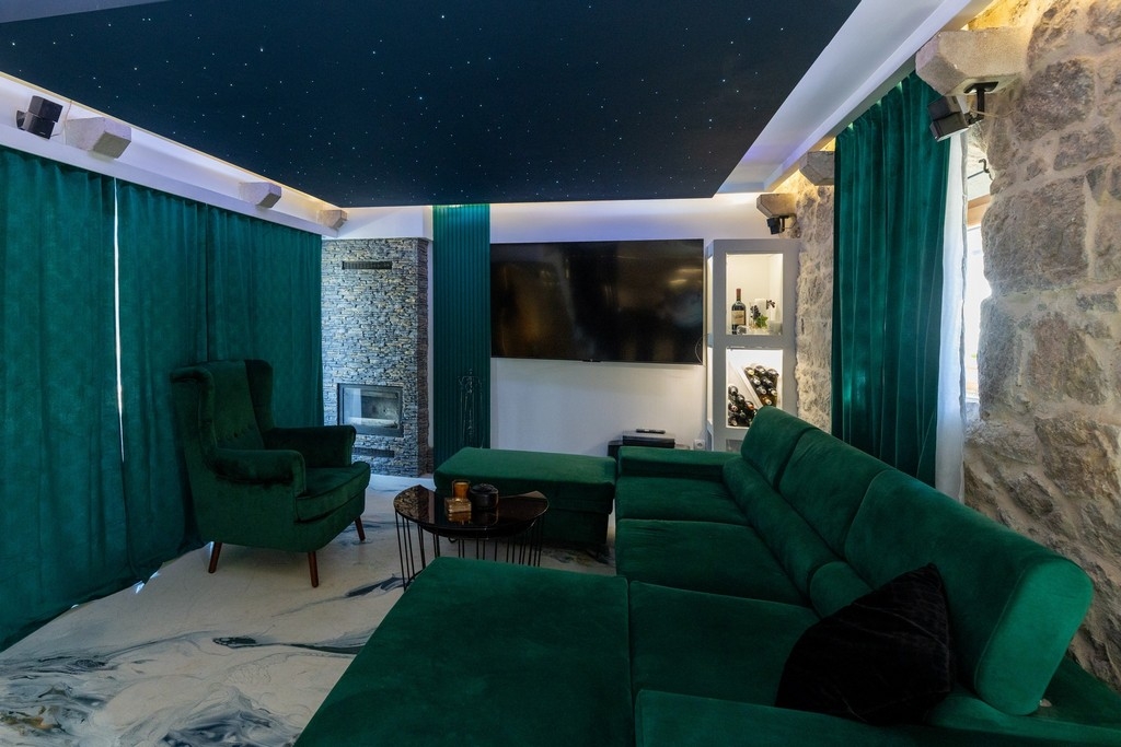 Two bedroom house with terrace Biokovo, Makarska (K-25194)