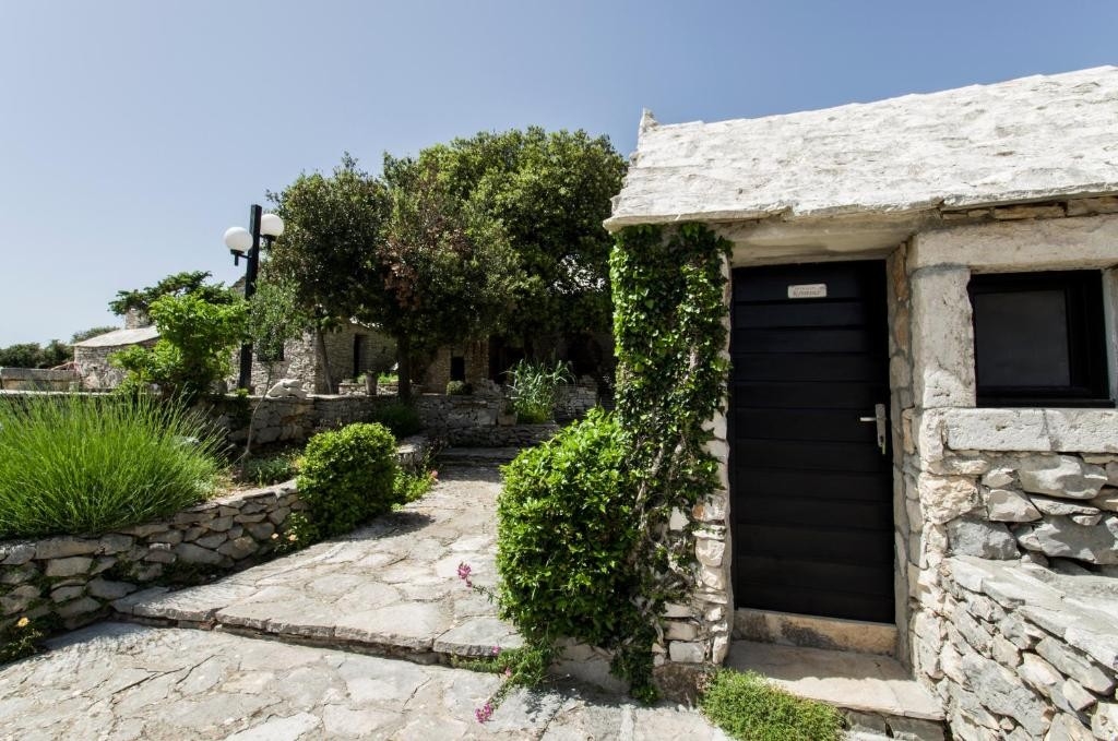 Room with air-conditioning Selca, Brač (S-25202-b)