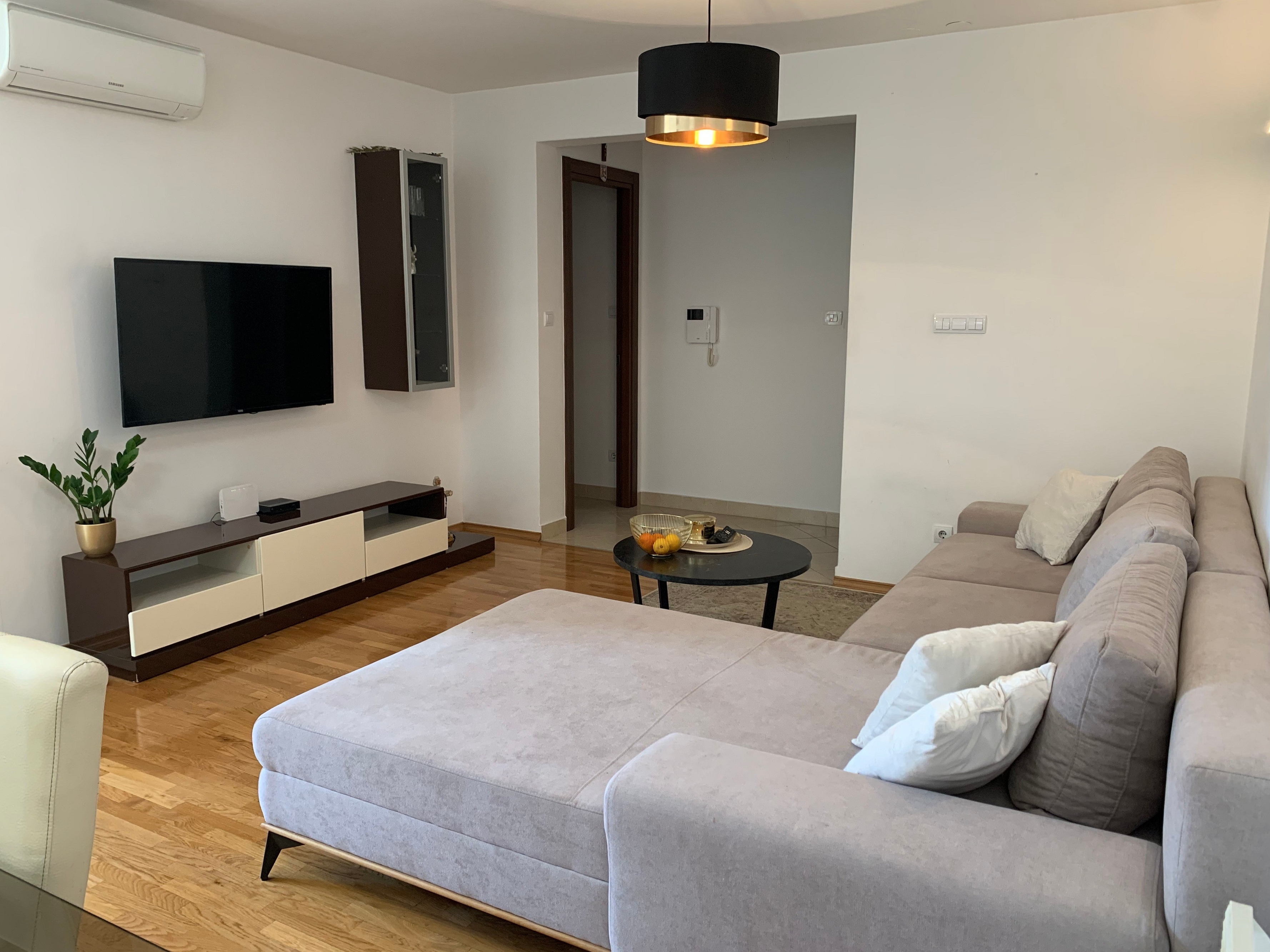 Two bedroom apartment with balcony Split (A-25208-a)