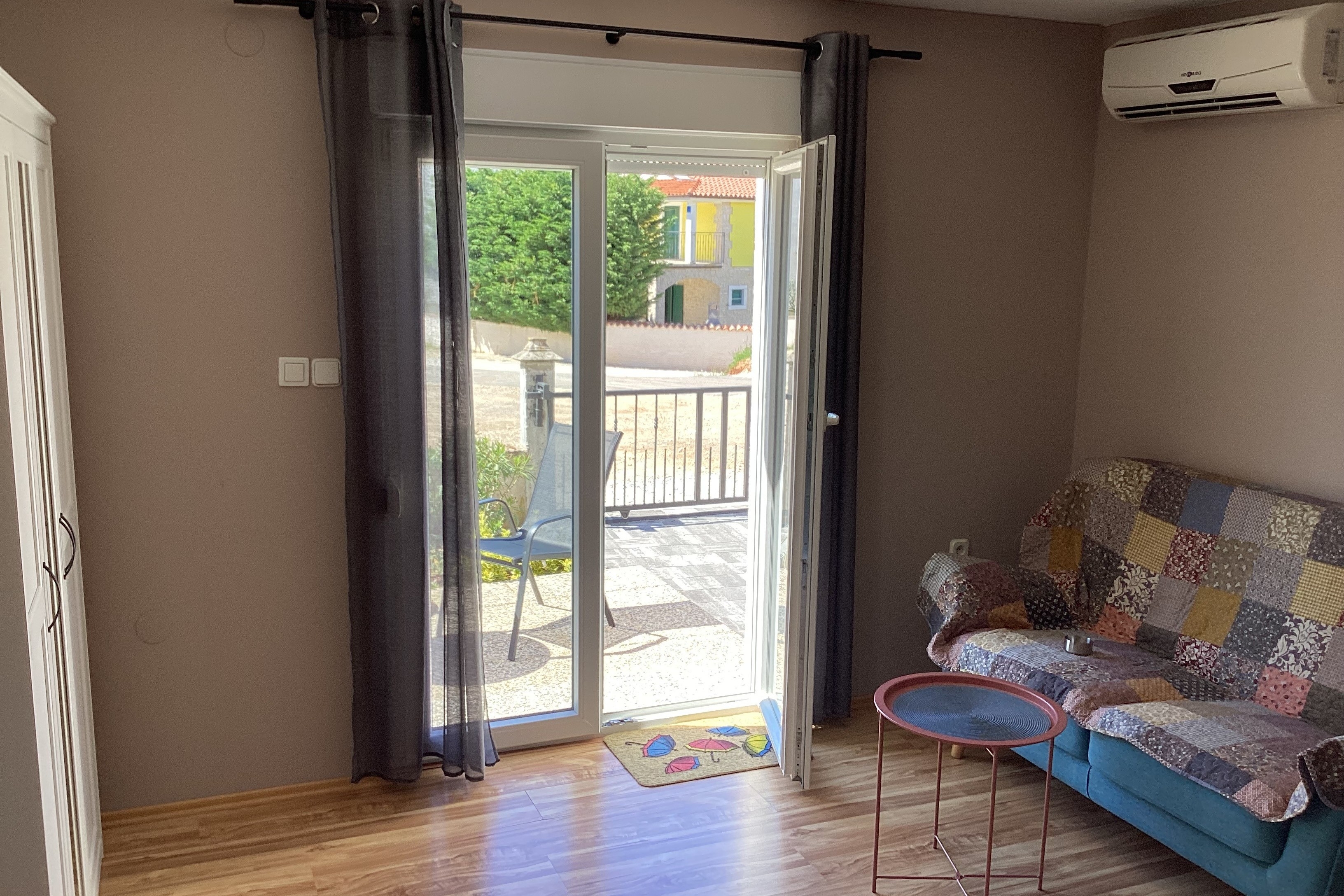 Studio flat with terrace Medulin (AS-25220-c) Studio flat with terrace Medulin (AS-25220-c)