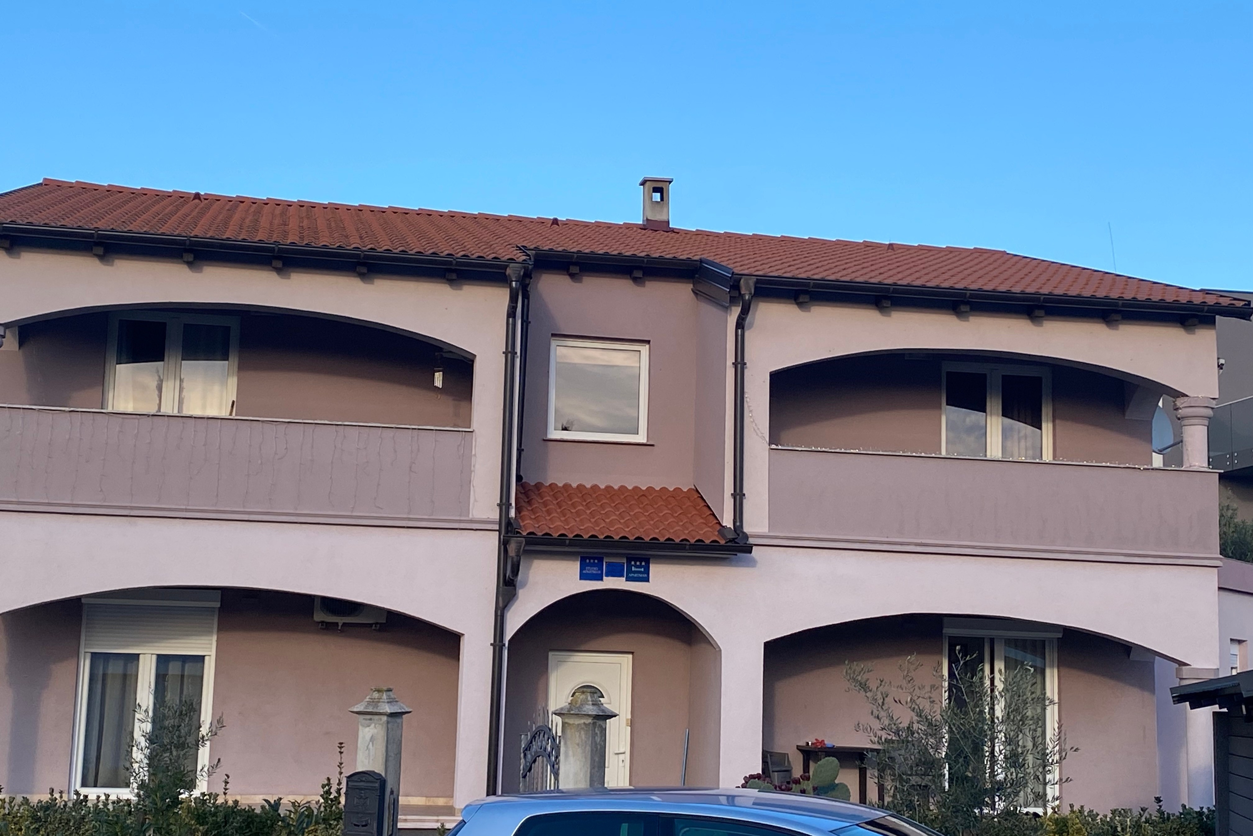 Two bedroom apartment with balcony Medulin (A-25220-a)