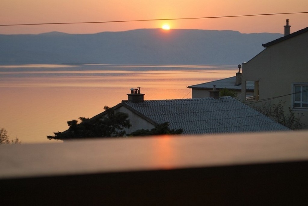 One bedroom apartment with balcony and sea view Senj (A-25225-b)