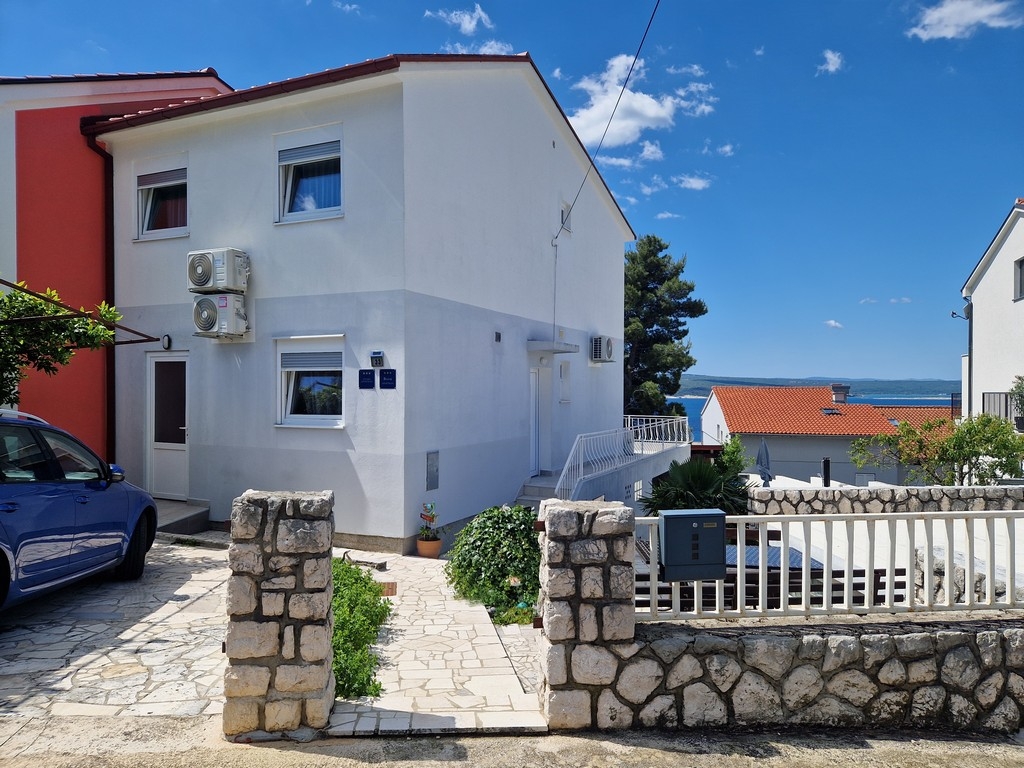 Two bedroom apartment with balcony and sea view Dramalj, Crikvenica (A-25226-a)