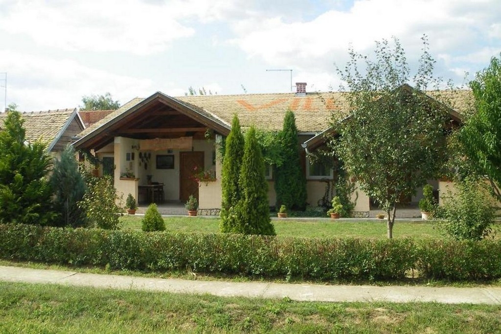 Room with air-conditioning Bilje (Slavonija) (S-25232-d)