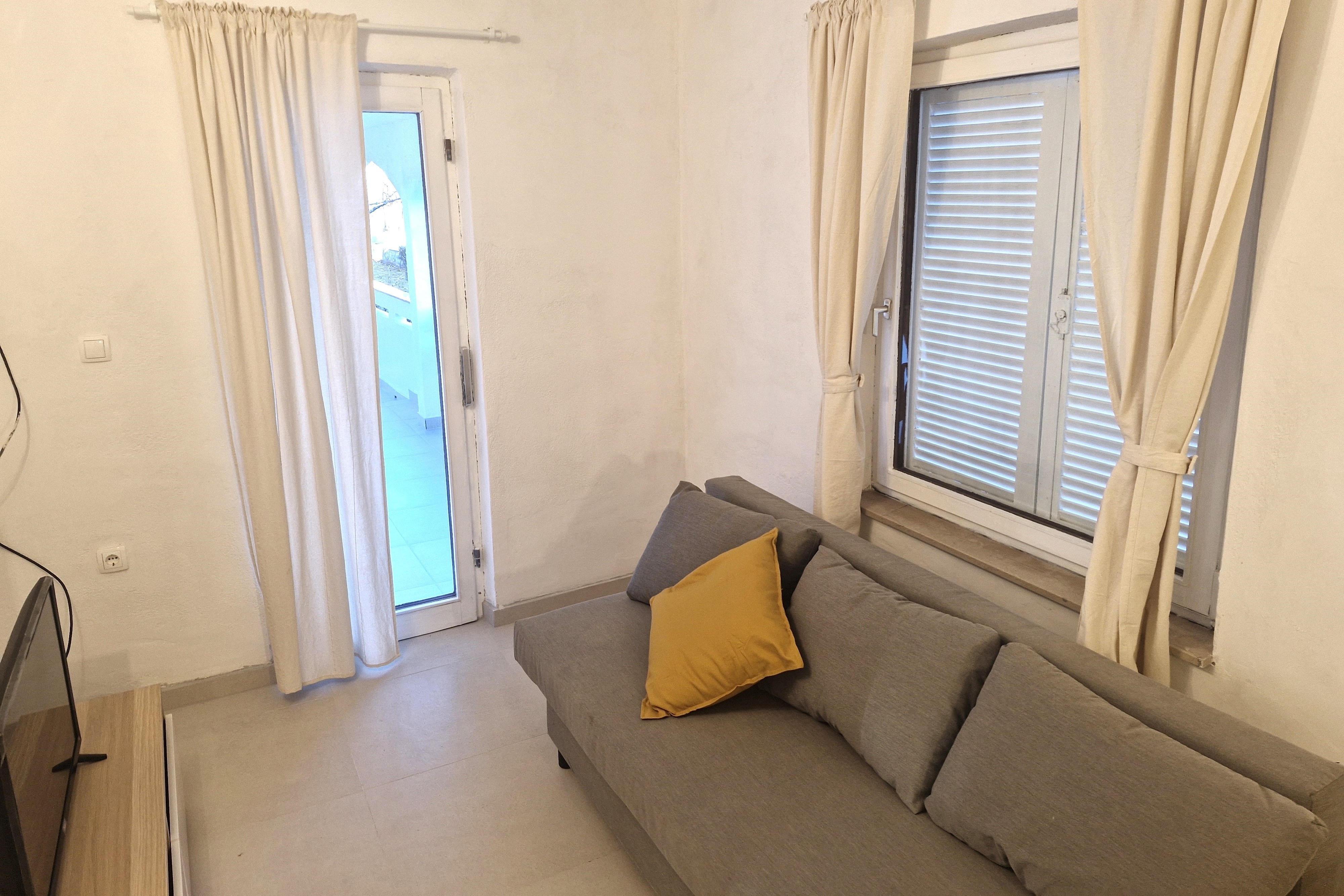 Three bedroom apartment with terrace Risika, Krk (A-25237-a)