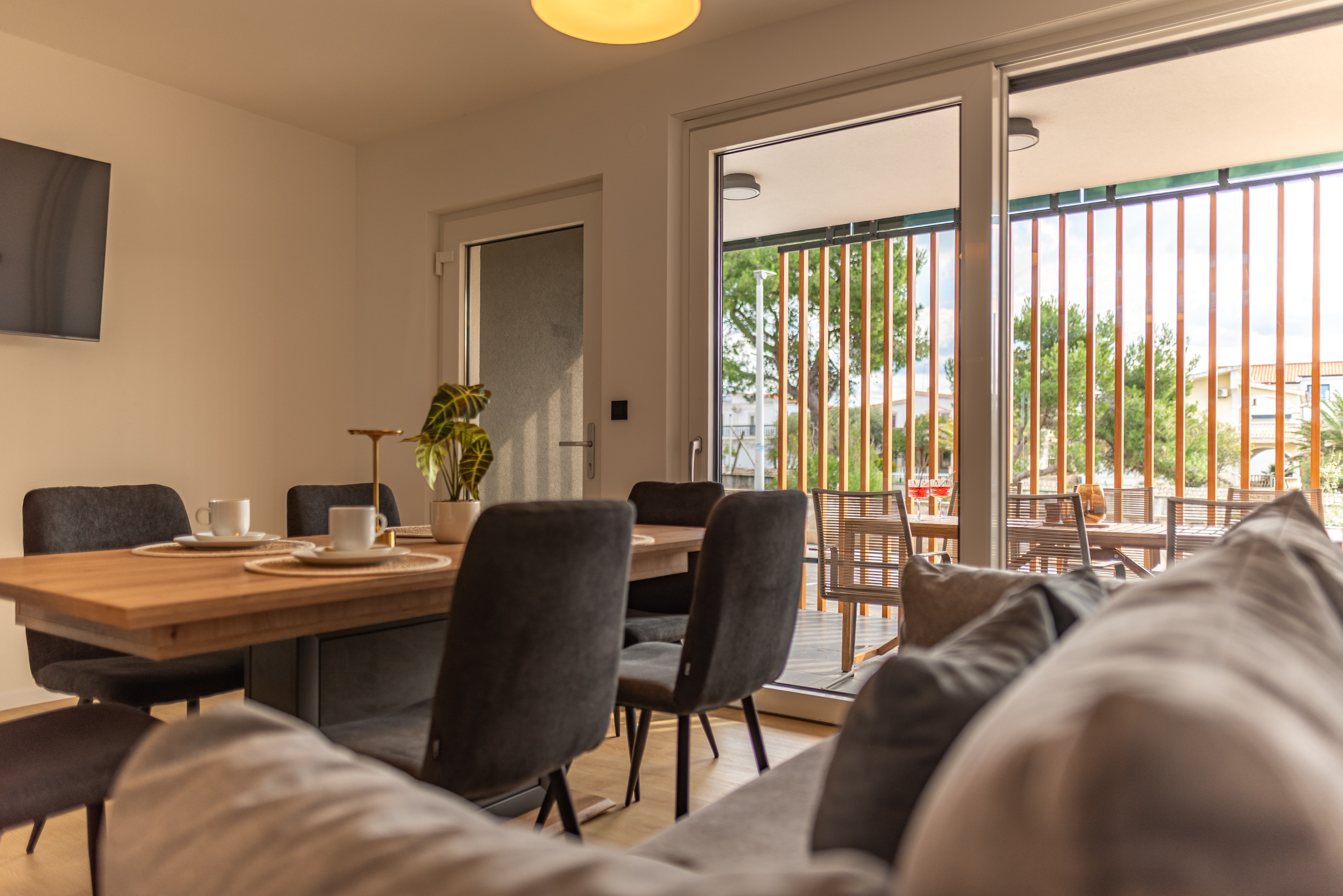 Two bedroom house with terrace Vir (K-25245)