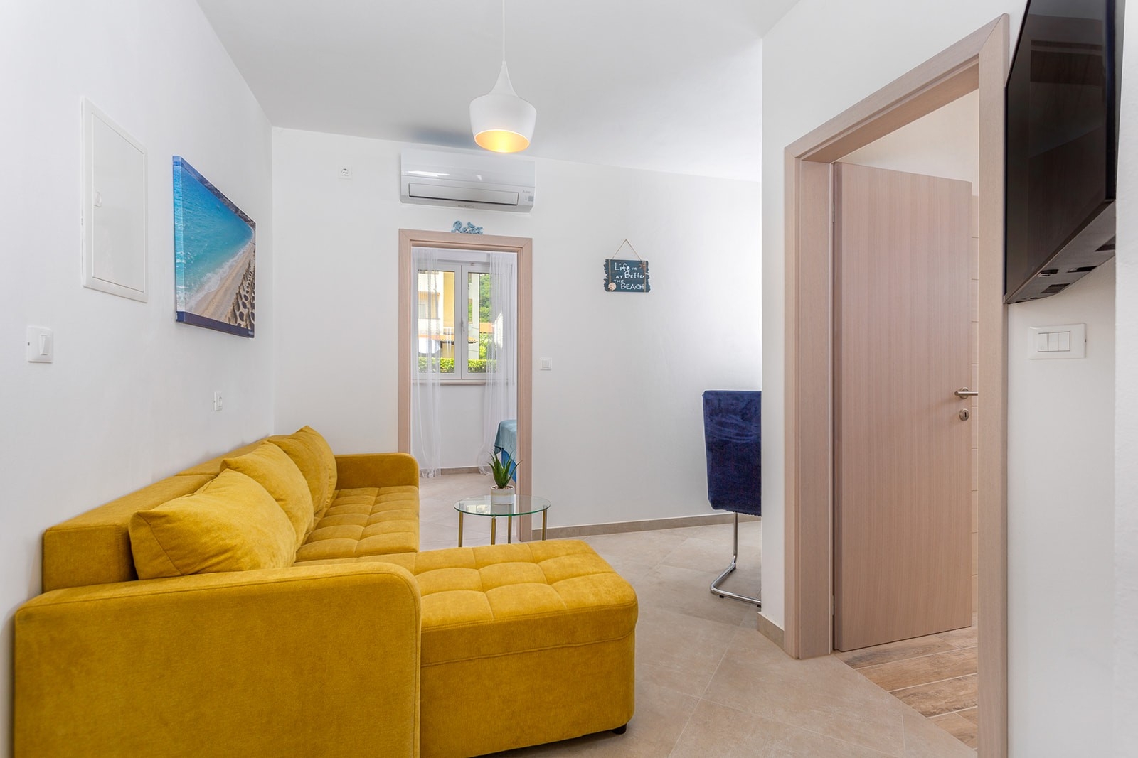 One bedroom apartment with balcony Baška (Krk) (A-25249-g) One bedroom apartment with balcony Baška (Krk) (A-25249-g)