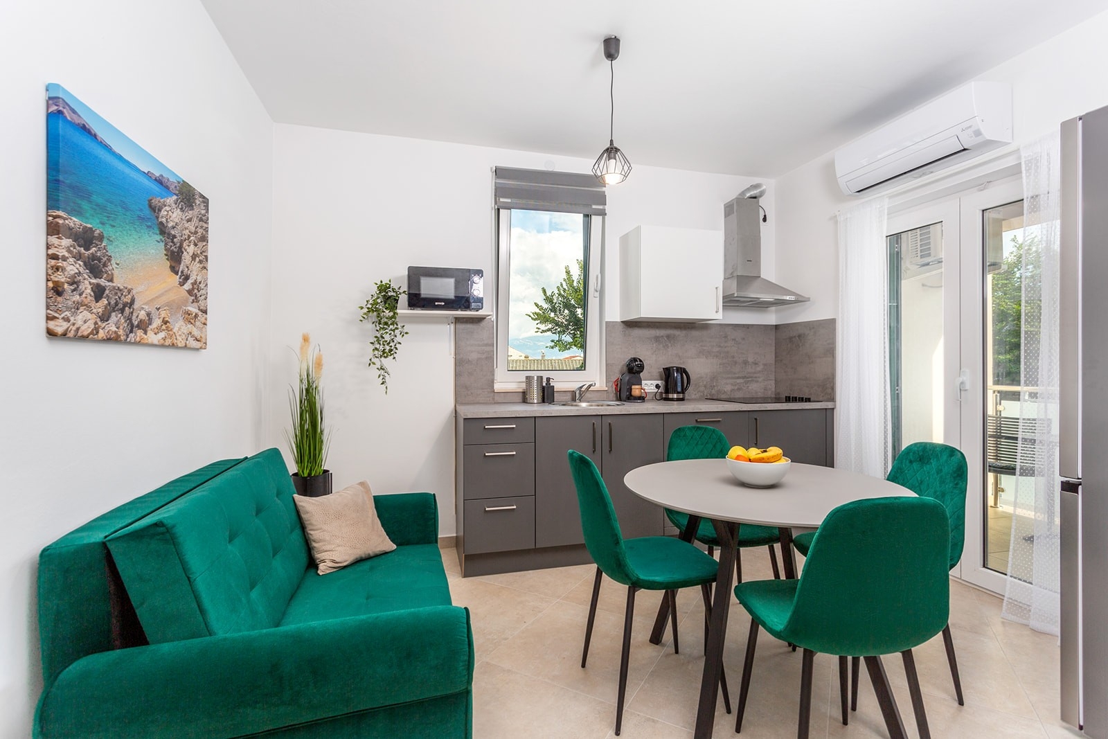 Two bedroom apartment with balcony Baška (Krk) (A-25249-h)