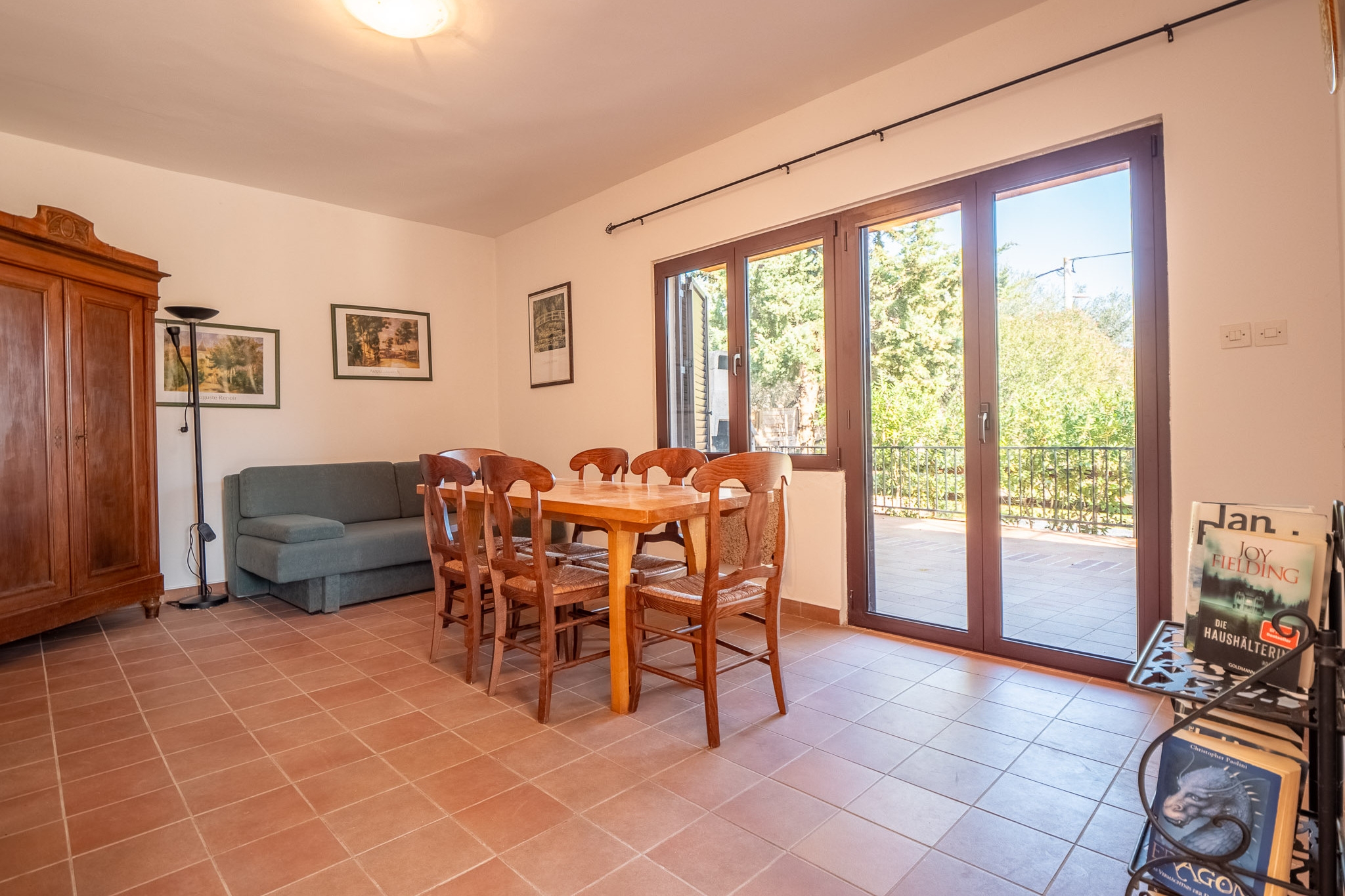 Two bedroom apartment with terrace and sea view Ugljan (A-25251-a) Two bedroom apartment with terrace and sea view Ugljan (A-25251-a)