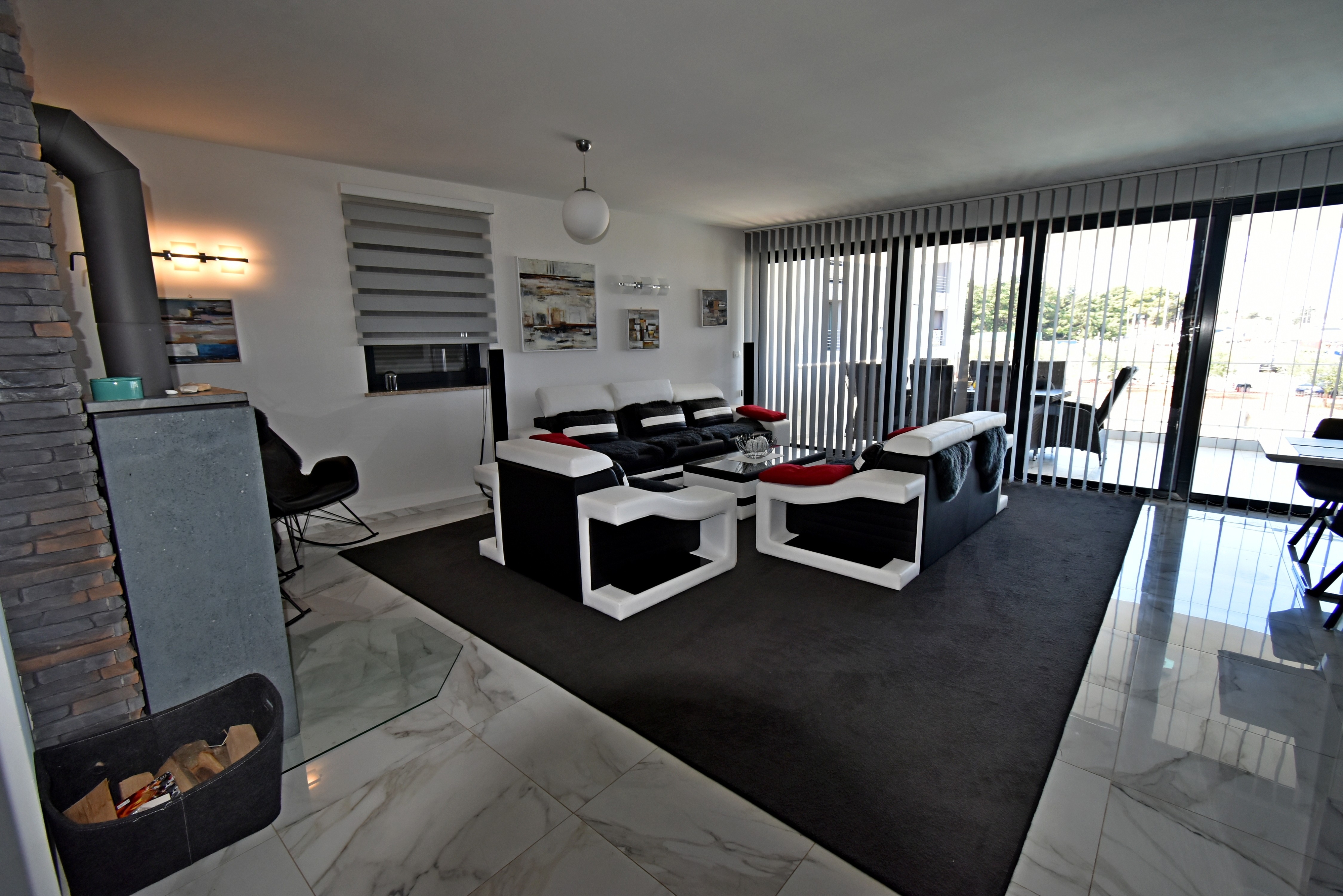 Three bedroom apartment with terrace and sea view Novigrad (A-25255-a) Three bedroom apartment with terrace and sea view Novigrad (A-25255-a)