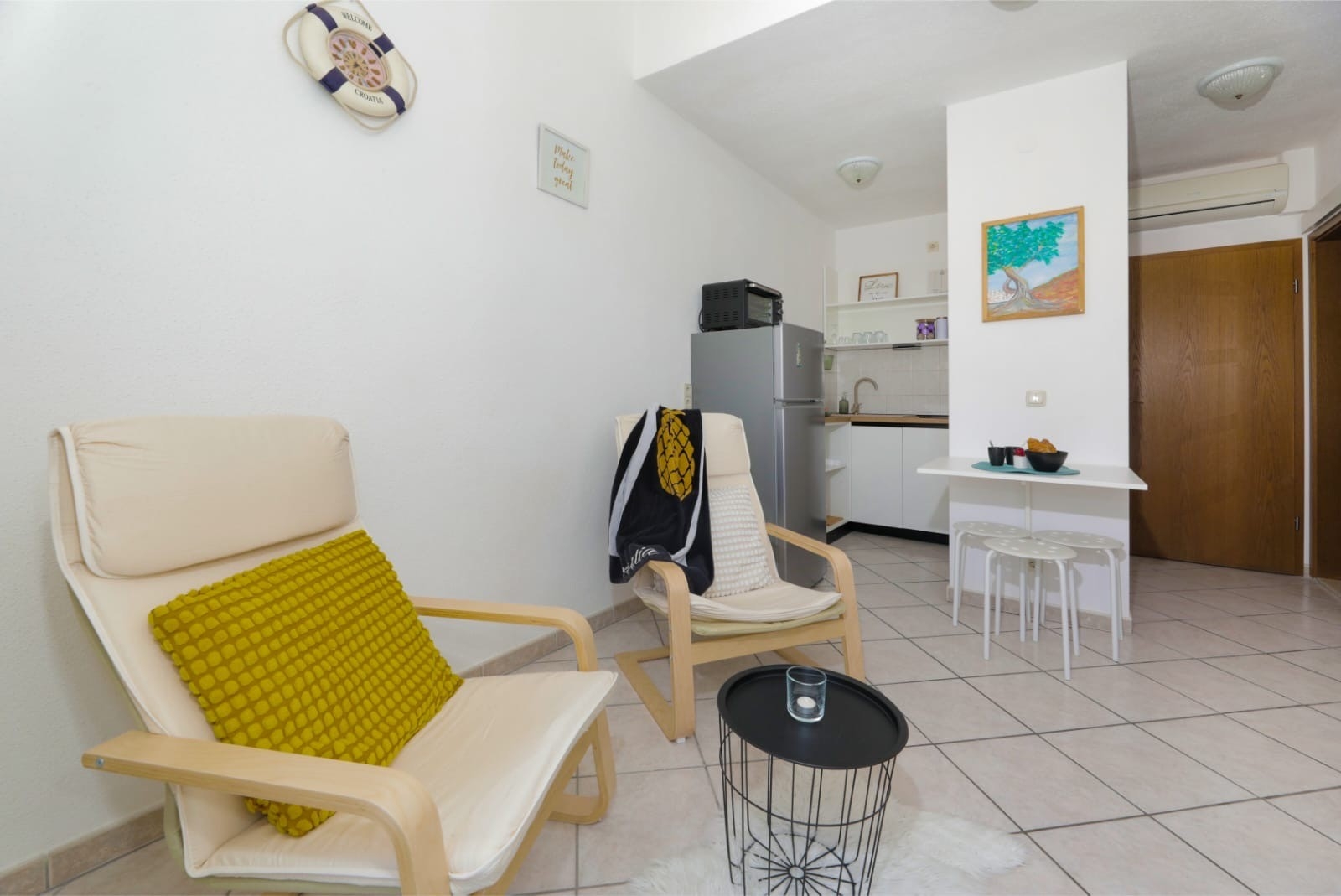 One bedroom apartment with balcony Okrug Gornji, Čiovo (A-25259-b)