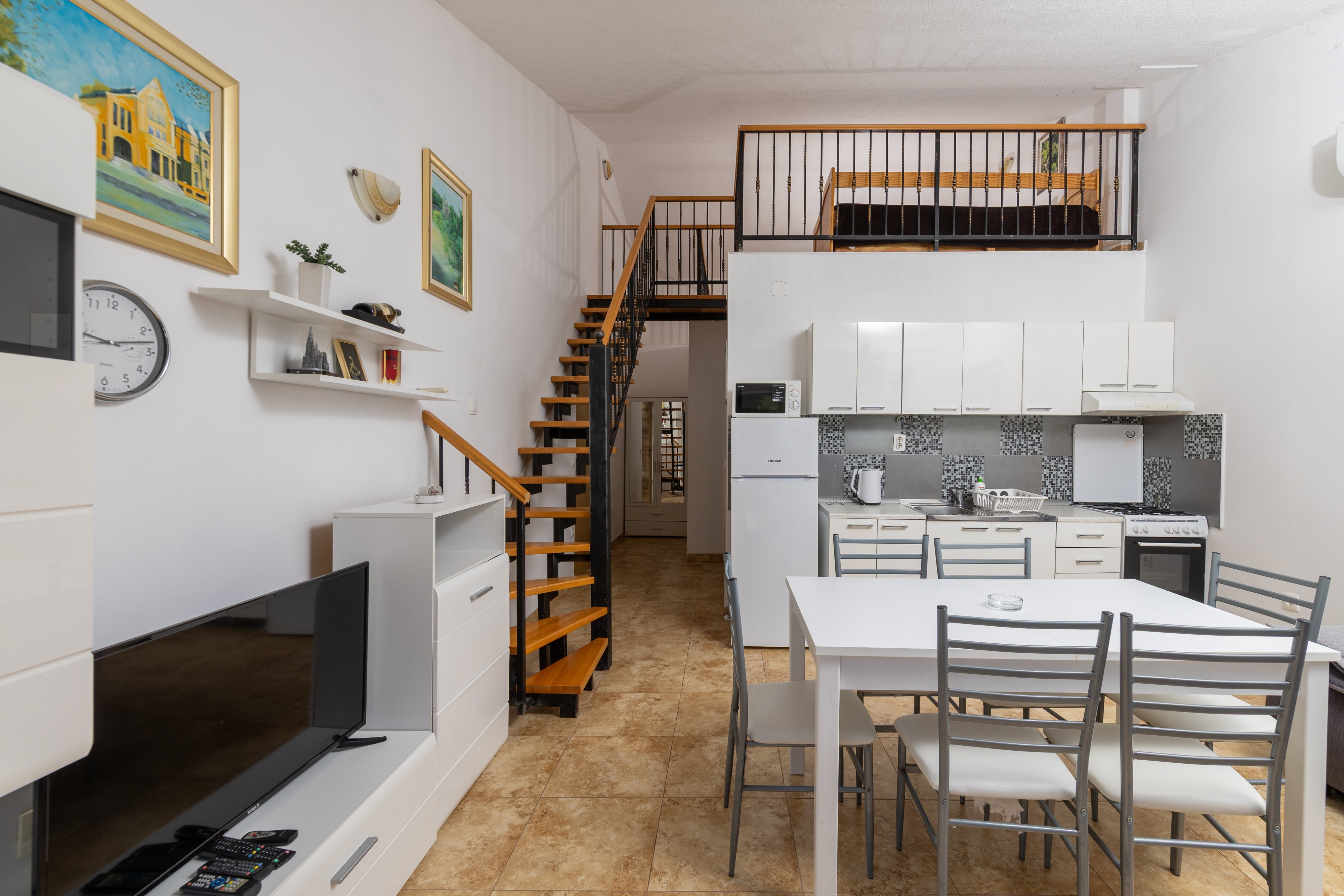 Appartement de deux chambres prés de la plage Baie Mala Pogorila, Hvar (A-25261-f)