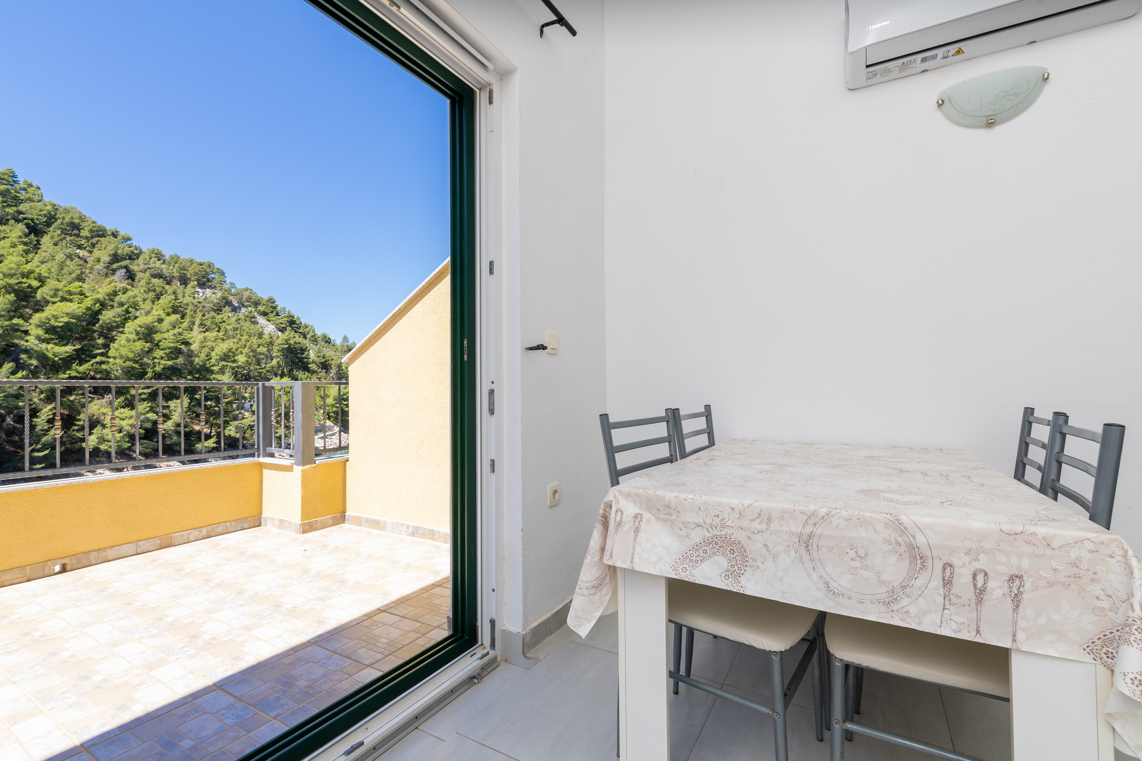 Garçonnière prés de la plage Baie Mala Pogorila (Hvar) (AS-25261-b)
