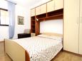 Bedroom 1 Umag, Bedroom 1 in the apartment, dopusteni kucni ljubimci i WIFI.
