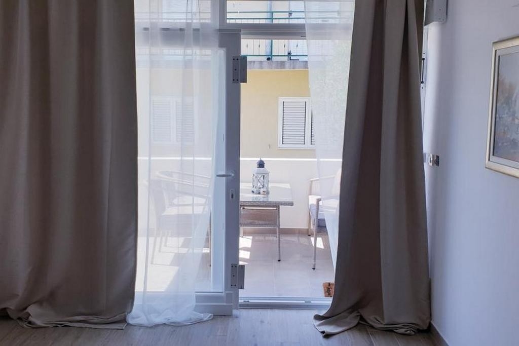 Two bedroom apartment with terrace Vodice (A-25282-b) Two bedroom apartment with terrace Vodice (A-25282-b)