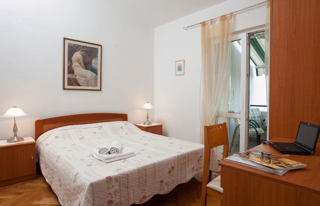 Top Makarska Igrane Top Makarska Igrane