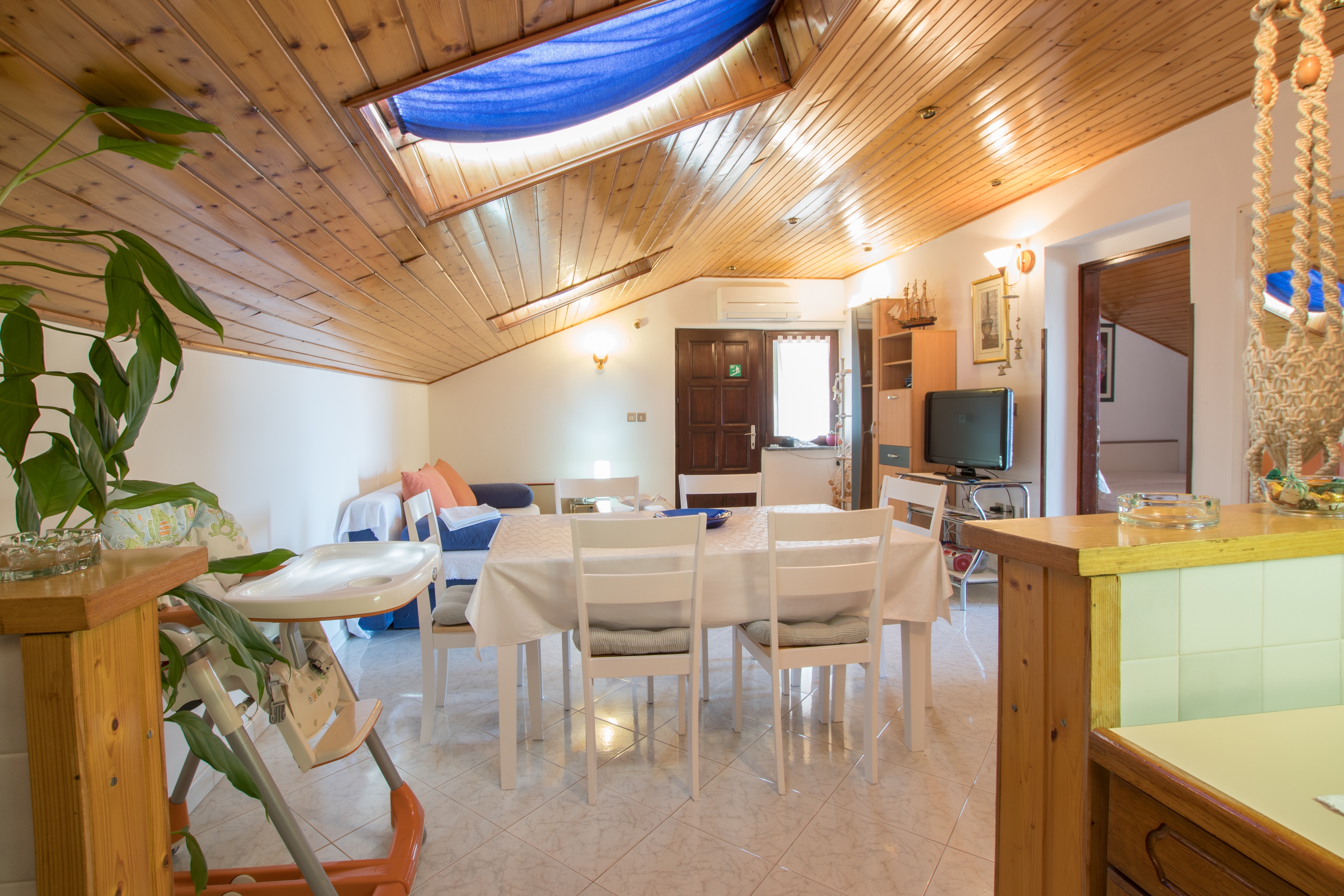 Two bedroom apartment with balcony and sea view Umag (A-2529-c)