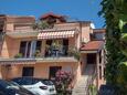 Umag, Umag, Property 2529 - Apartments with sandy beach.