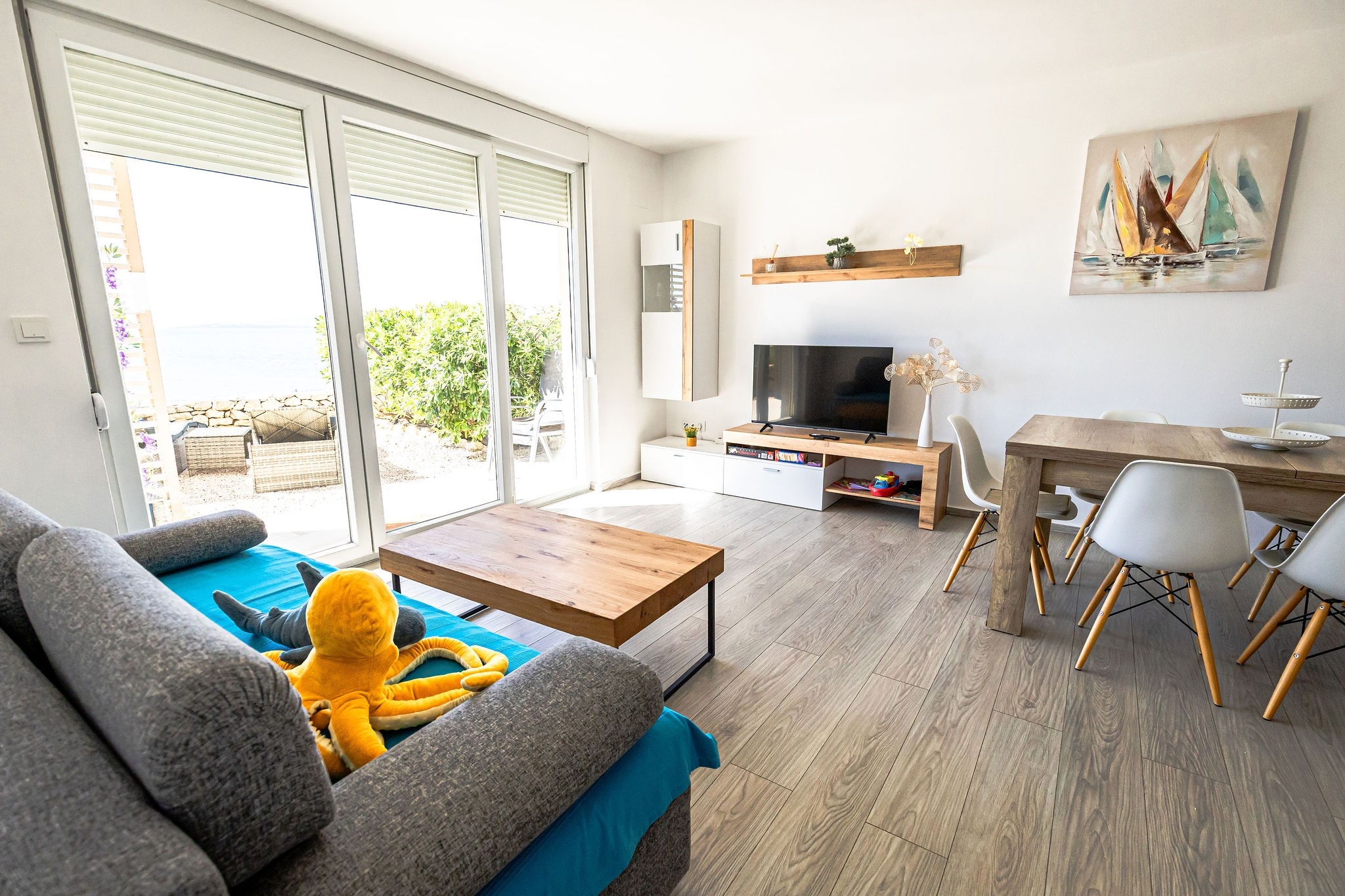 Two bedroom apartment with terrace and sea view Povljana, Pag (A-25291-a) Two bedroom apartment with terrace and sea view Povljana, Pag (A-25291-a)