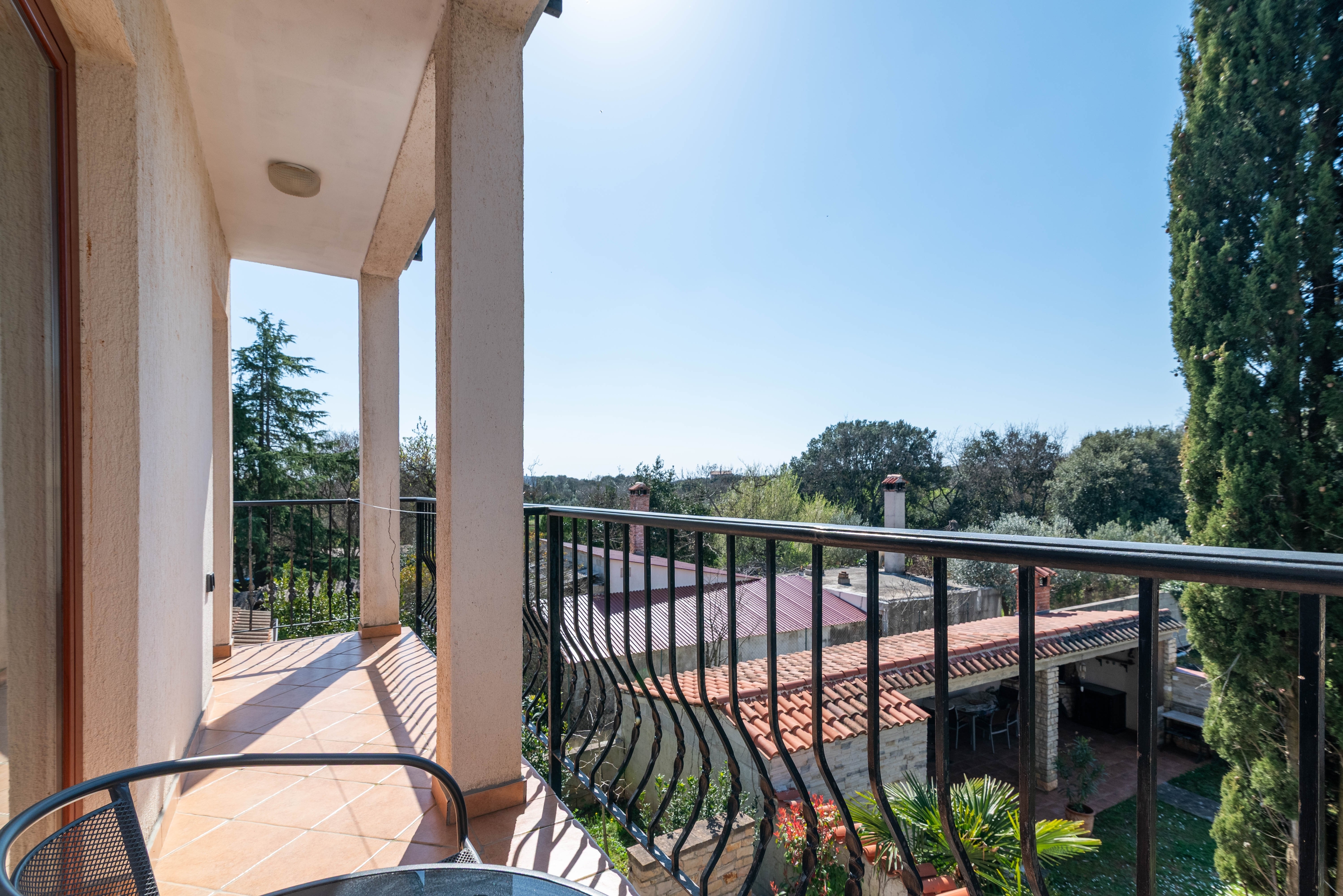Two bedroom apartment with balcony Rovinj (A-25298-a)