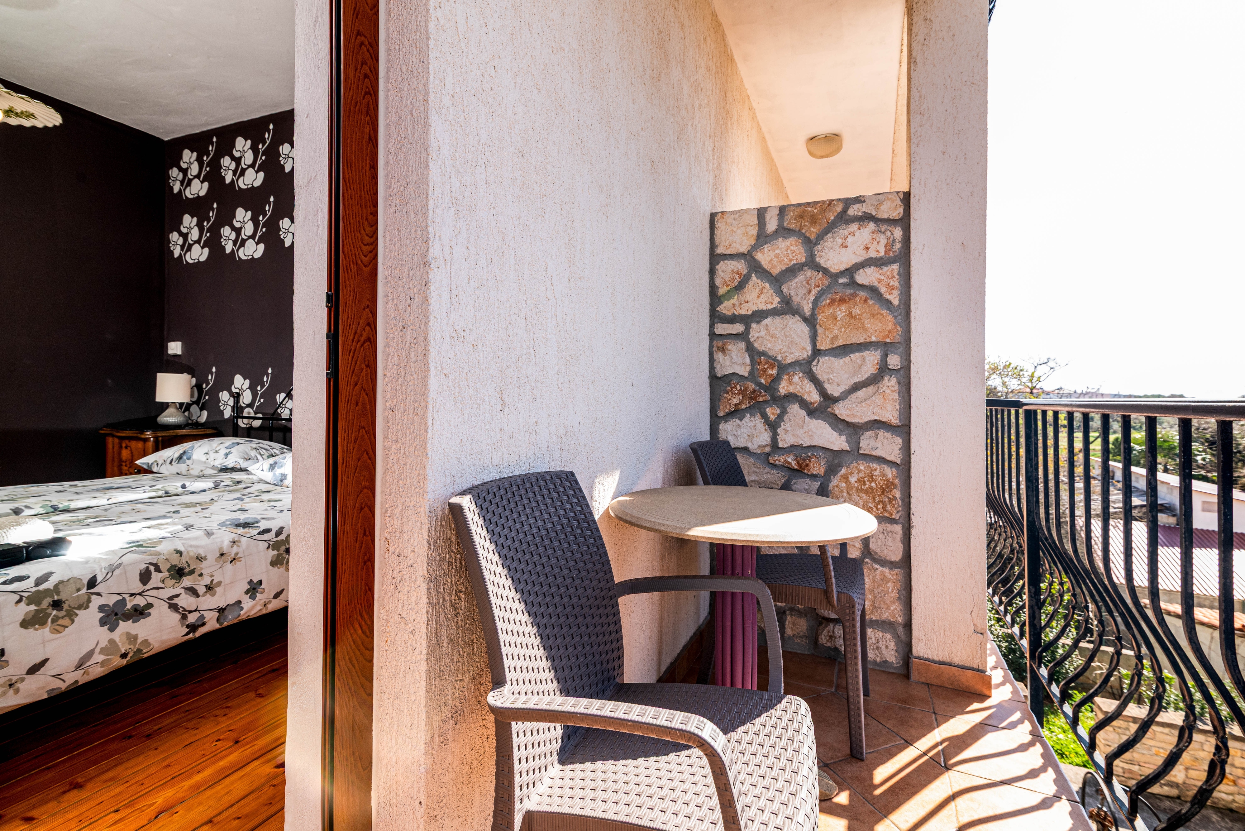 Room with balcony Rovinj (S-25298-c) Room with balcony Rovinj (S-25298-c)