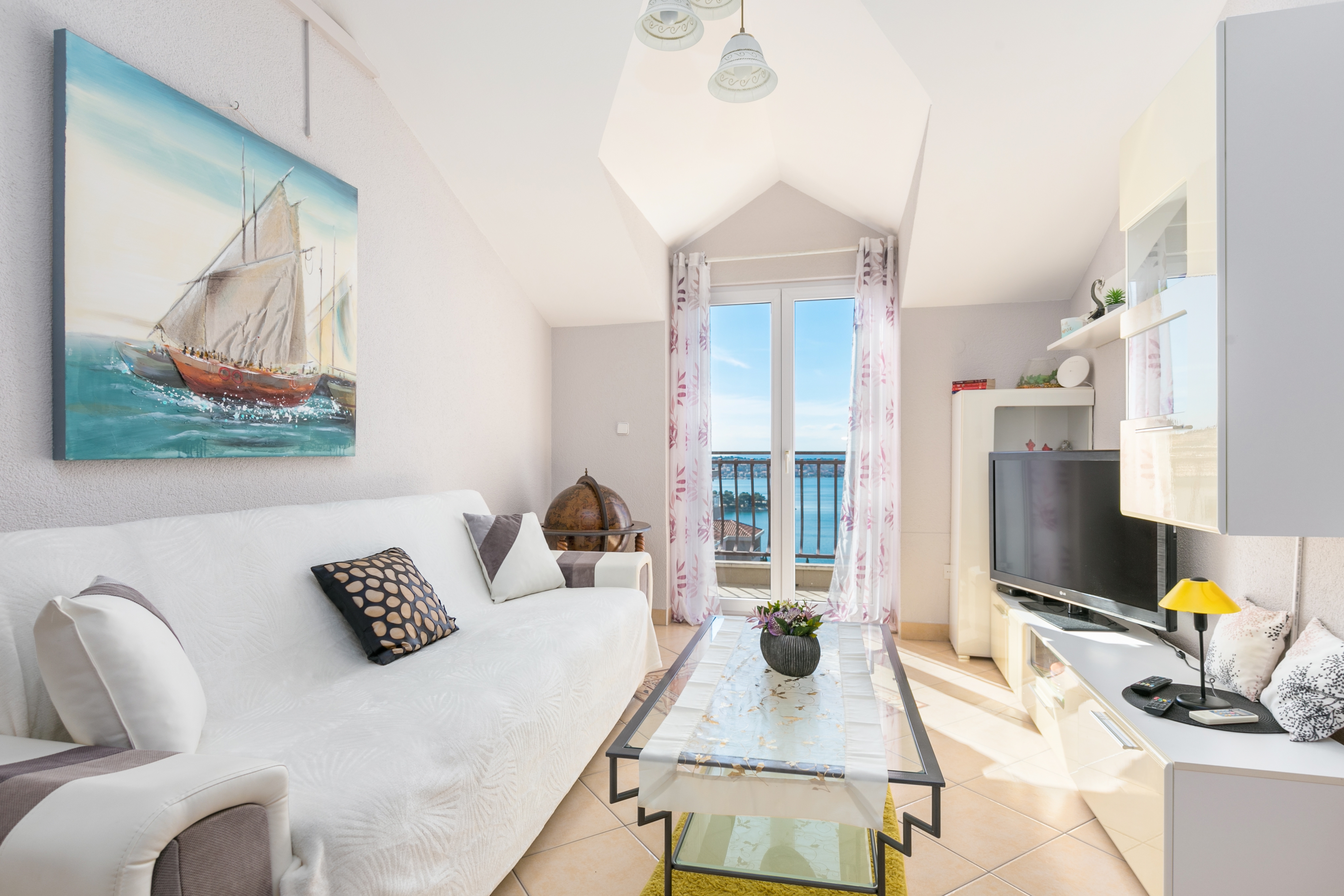 Two bedroom apartment with balcony and sea view Trogir (A-25303-a)