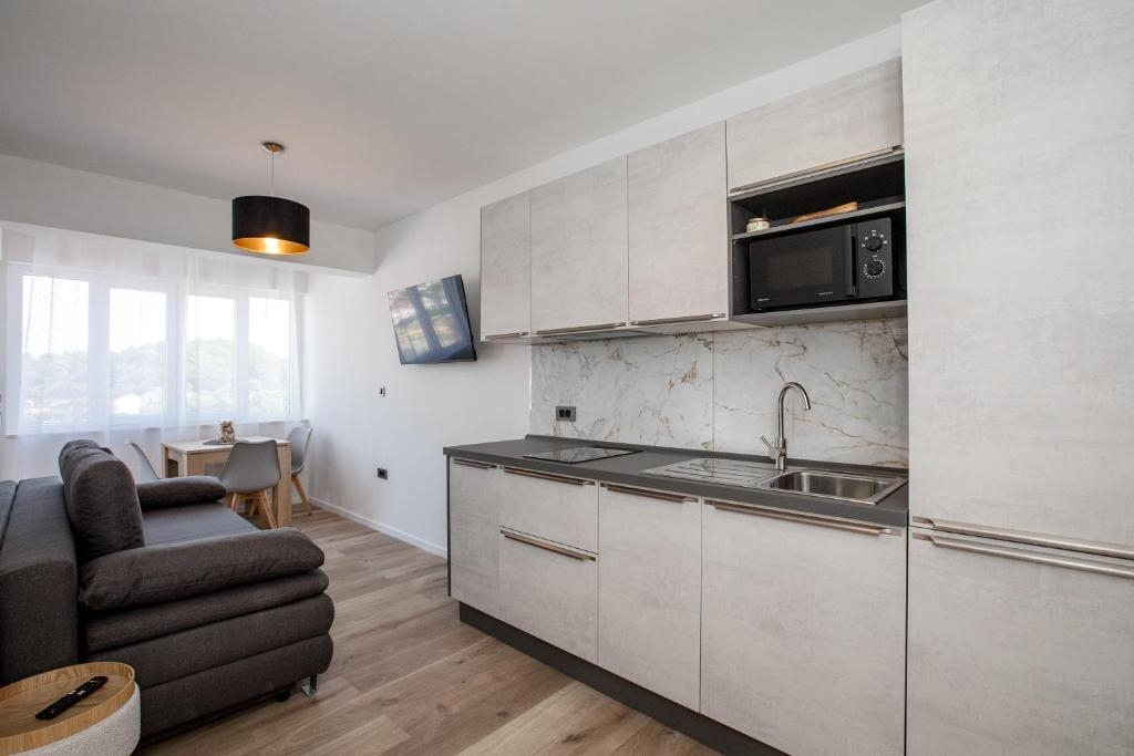 Top Rab Palit Top Rab Palit