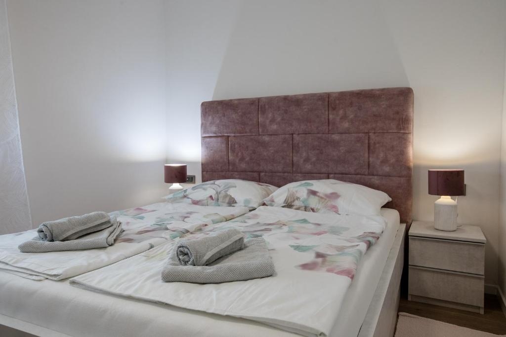 Top Rab Palit Top Rab Palit