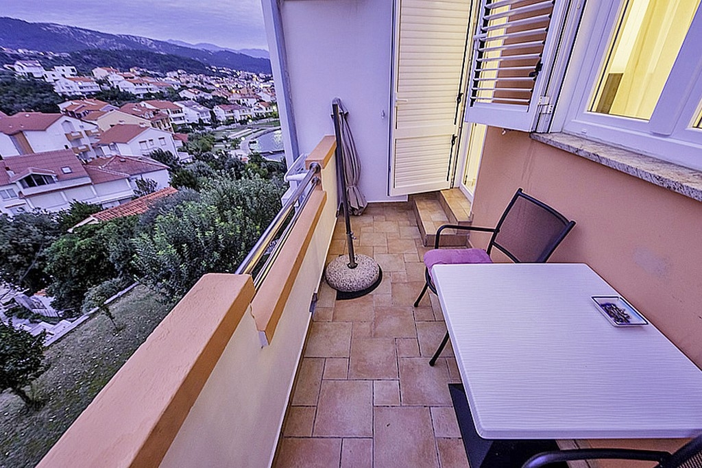 Top Rab Palit Top Rab Palit