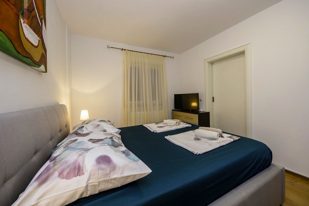 Top Rab Palit Top Rab Palit