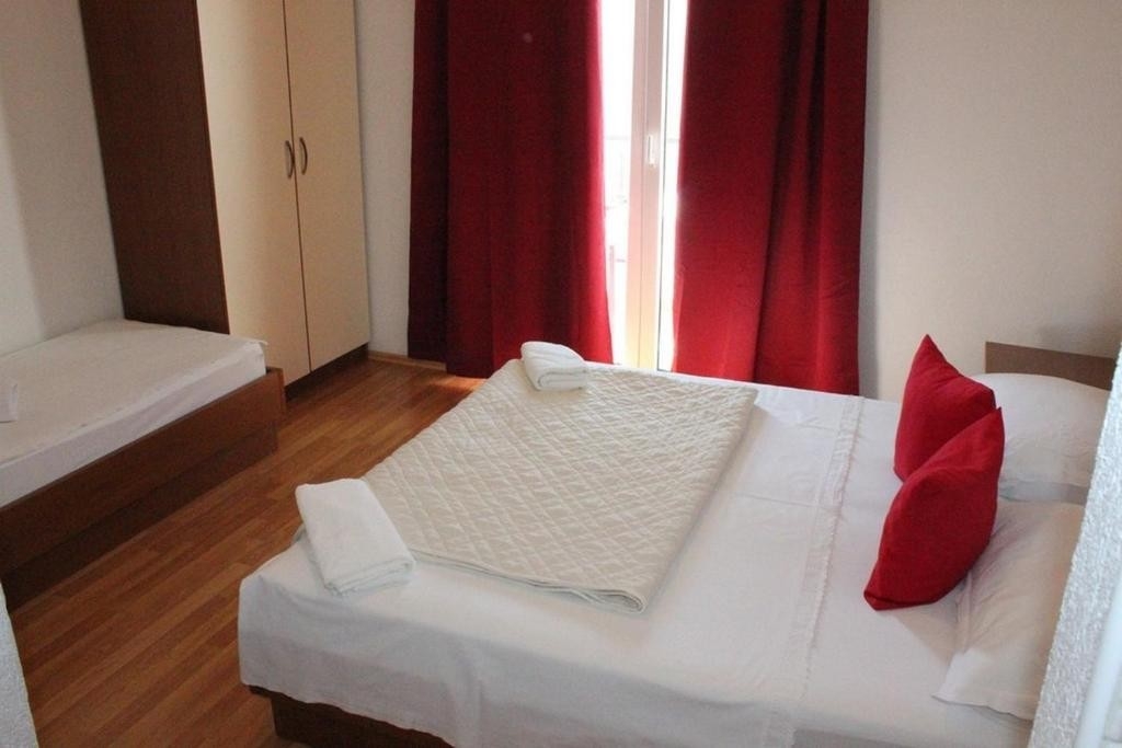 Studio flat with balcony and sea view Živogošće - Blato (Makarska) (AS-25312-a)