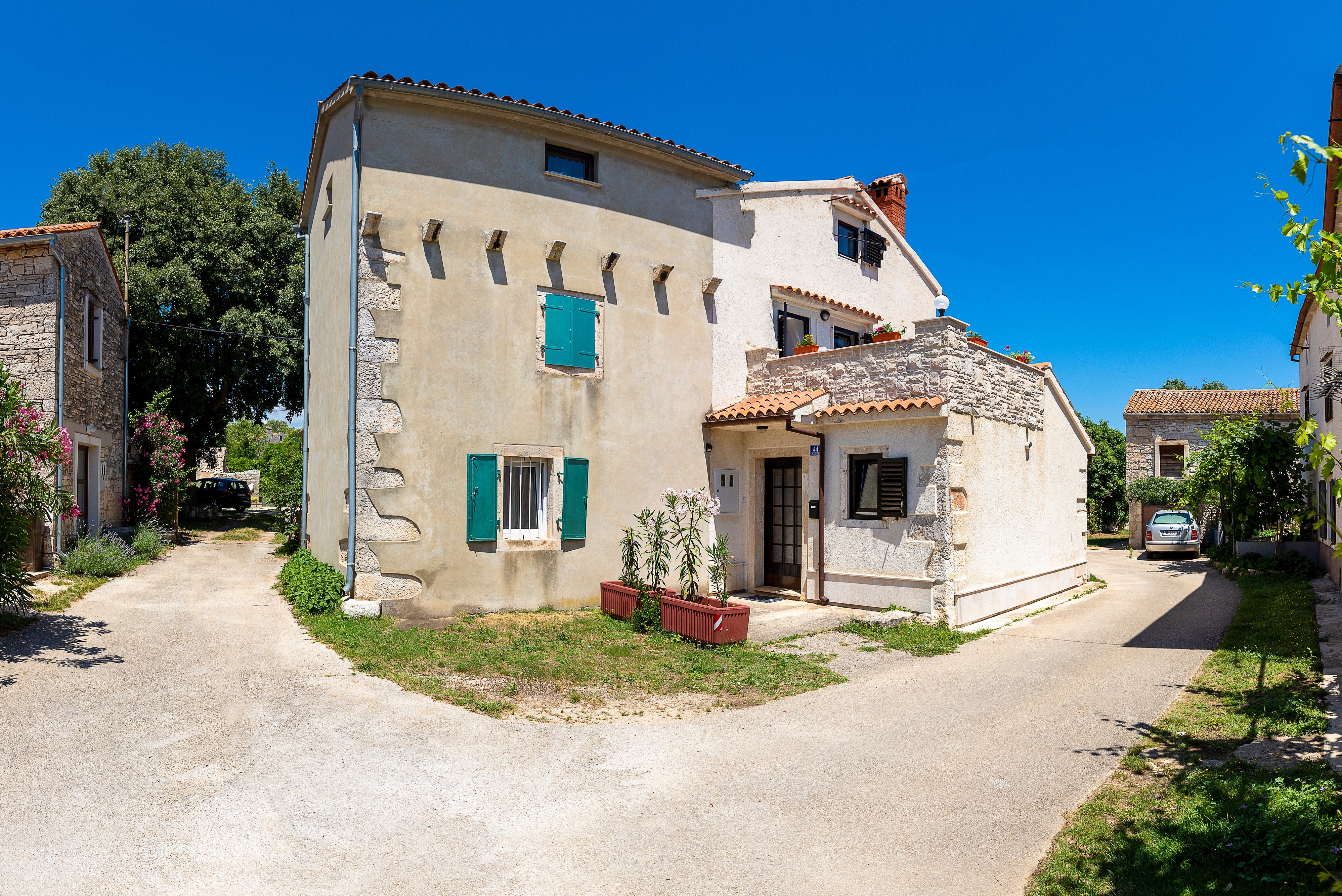 Two bedroom apartment with terrace Krnica, Marčana (A-25317-a)