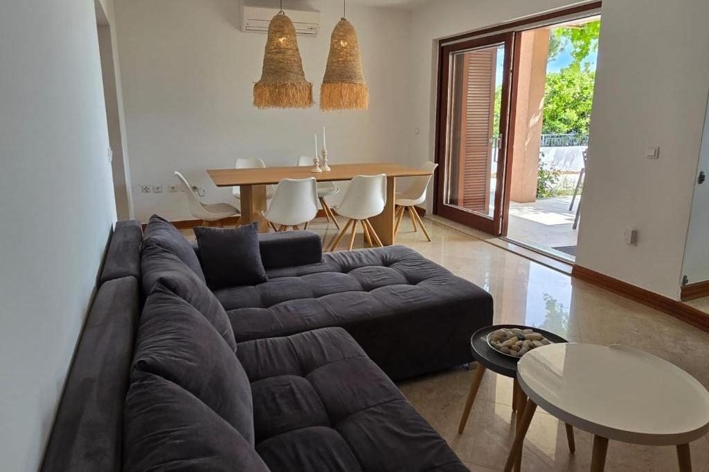 Two bedroom apartment with terrace and sea view Turanj, Biograd (A-25338-a)