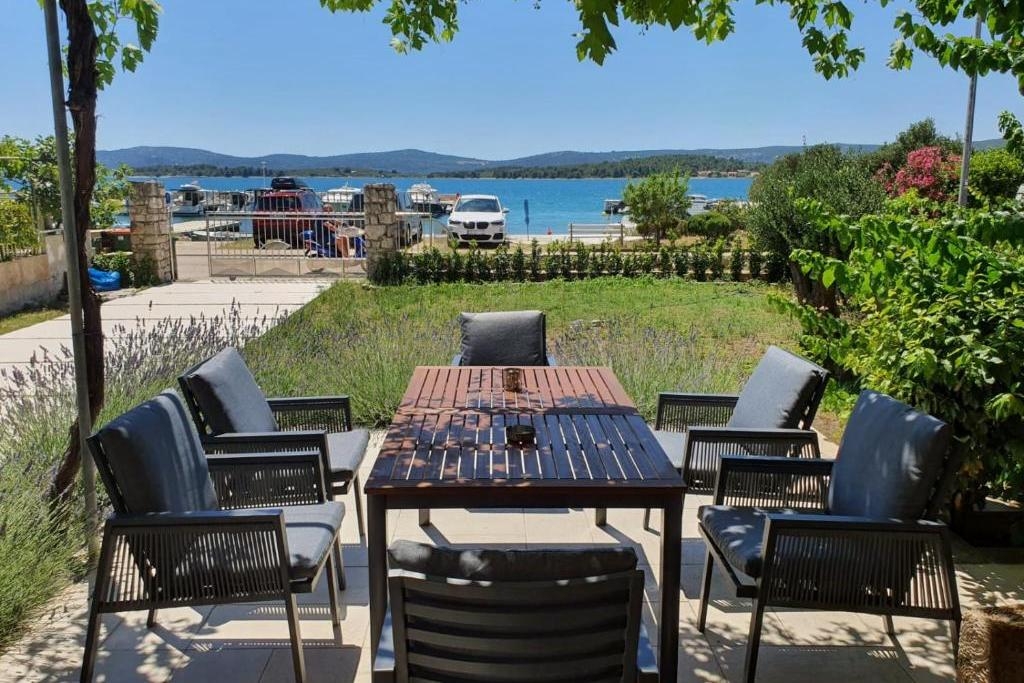 Two bedroom apartment with terrace and sea view Turanj, Biograd (A-25338-a) Two bedroom apartment with terrace and sea view Turanj, Biograd (A-25338-a)