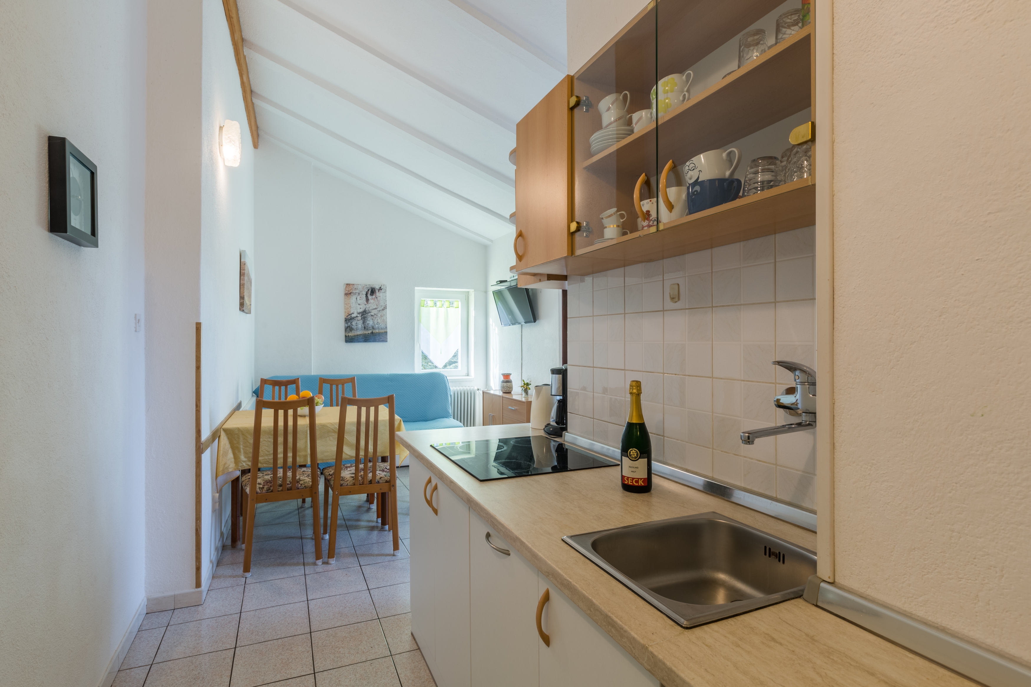 Top Novigrad Karigador Top Novigrad Karigador