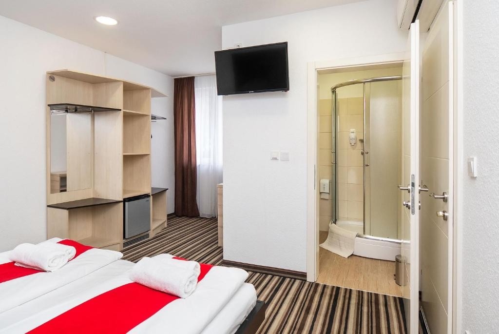 Room with air-conditioning Šibenik (S-25351-a)