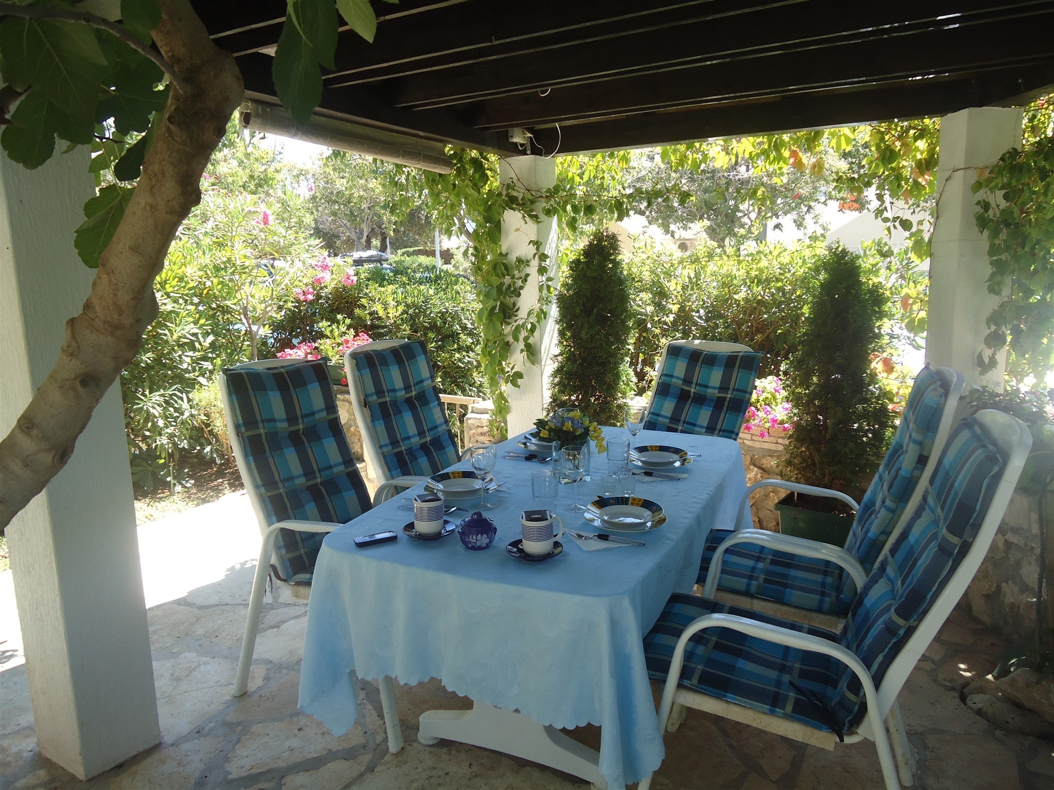 One bedroom apartment with terrace and sea view Gajac, Pag (A-25352-a)