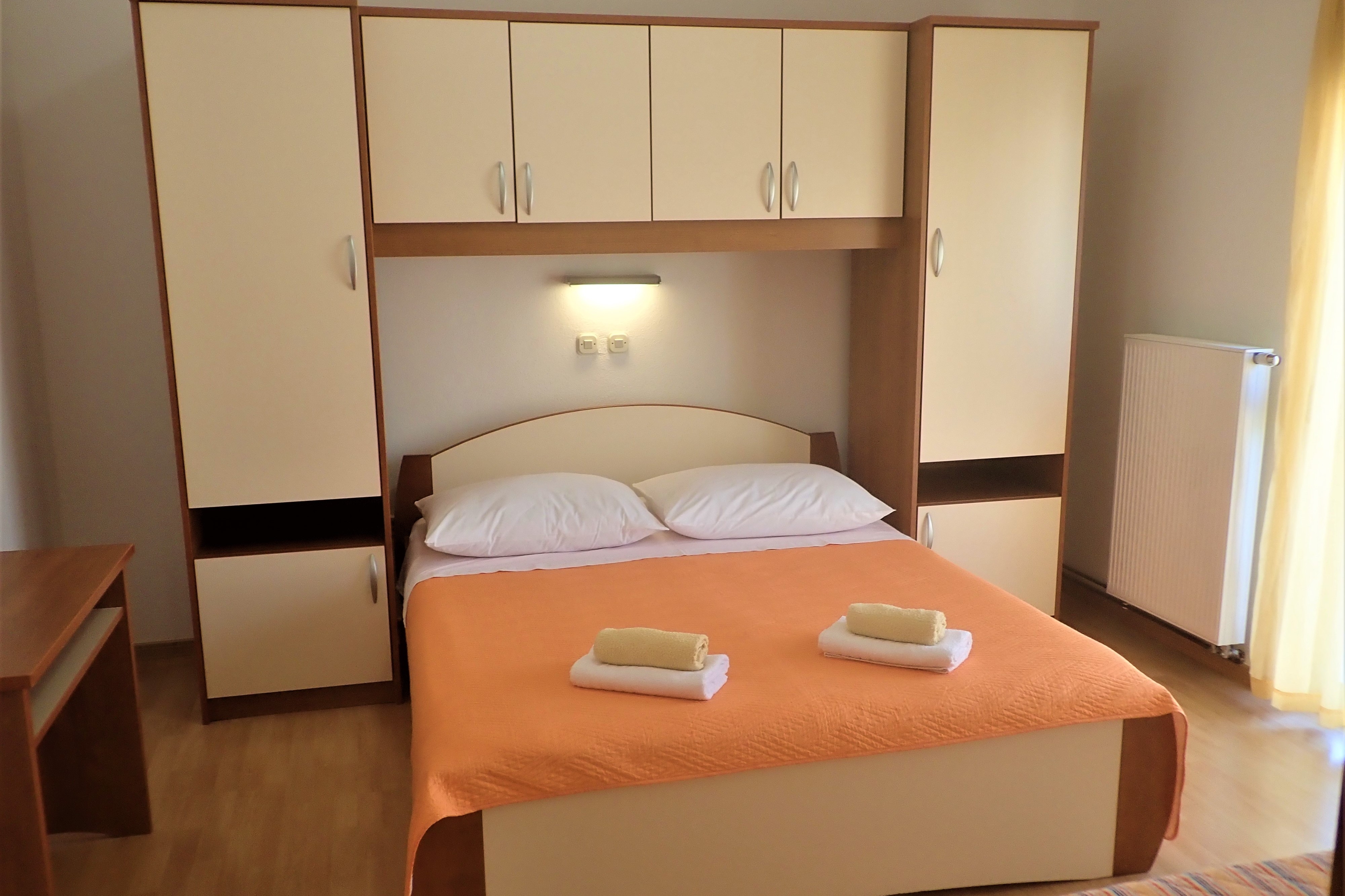 One bedroom apartment with balcony Starigrad (Paklenica) (A-25353-a) One bedroom apartment with balcony Starigrad (Paklenica) (A-25353-a)