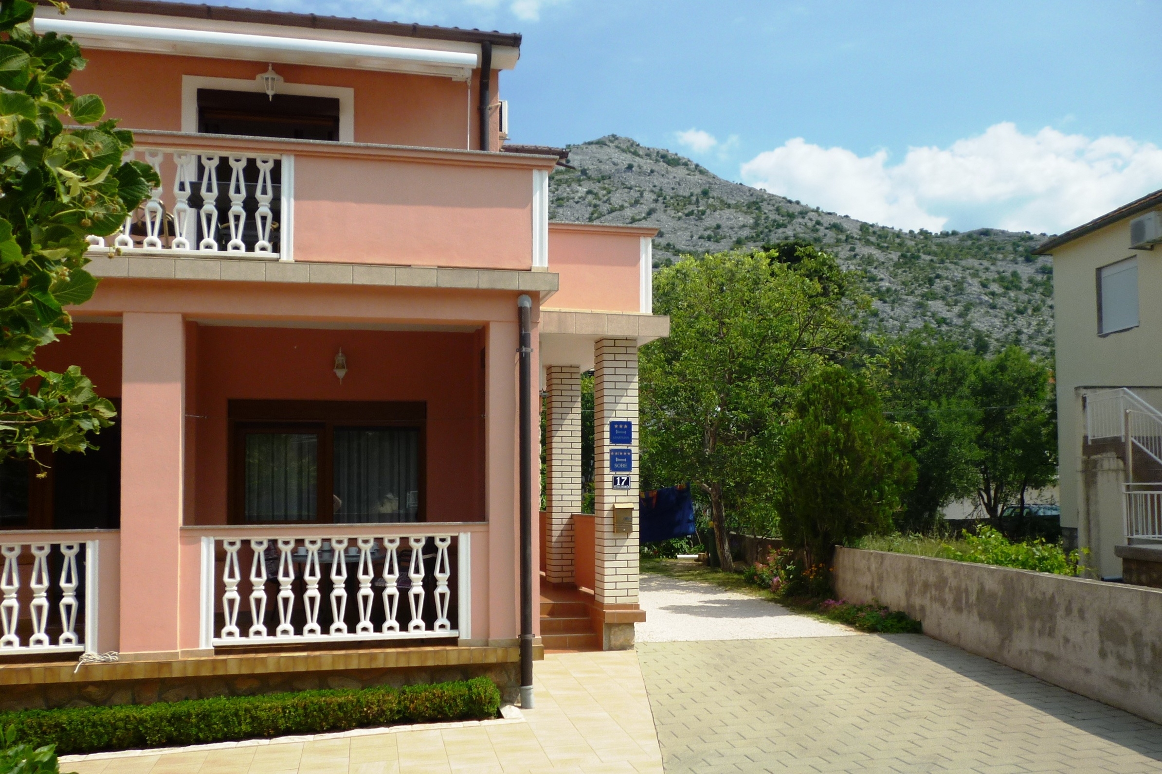One bedroom apartment with balcony Starigrad (Paklenica) (A-25353-b)