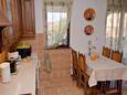 Novigrad, Dining room in the studio-apartment, WiFi.