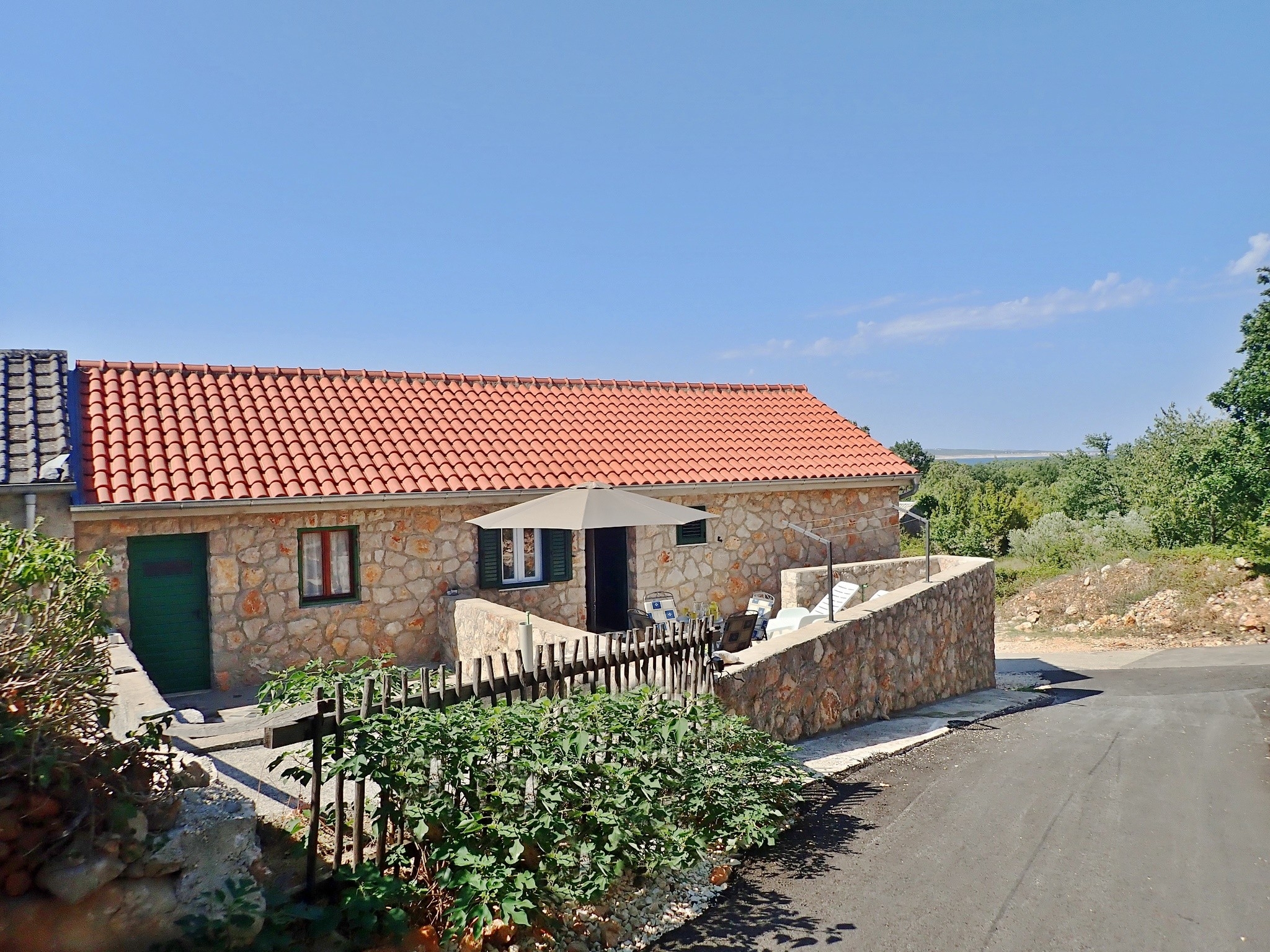 Two bedroom apartment with terrace Seline, Paklenica (A-25372-a)