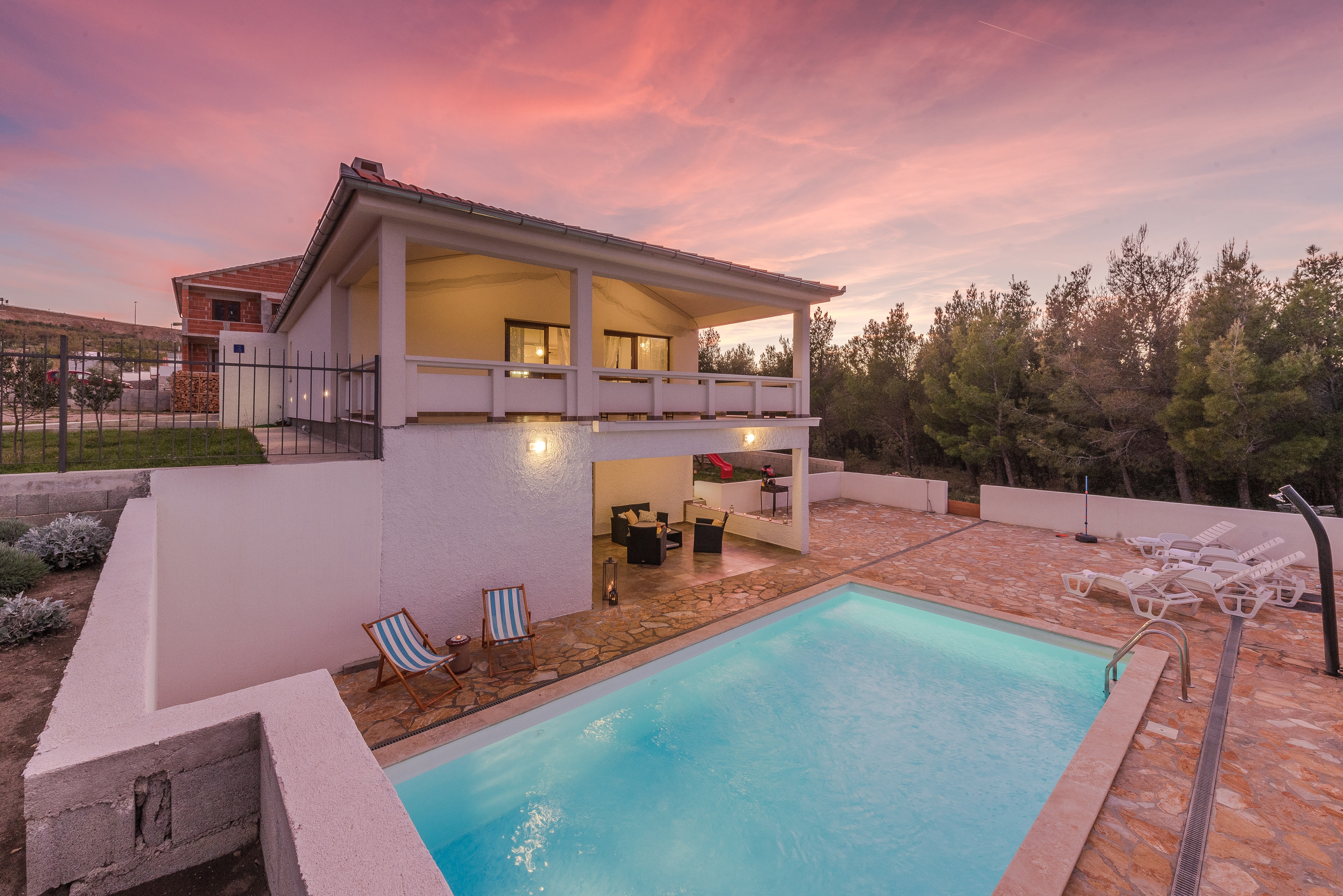 Four-bedroom house with terrace Rovanjska, Paklenica (K-25377) Four-bedroom house with terrace Rovanjska, Paklenica (K-25377)