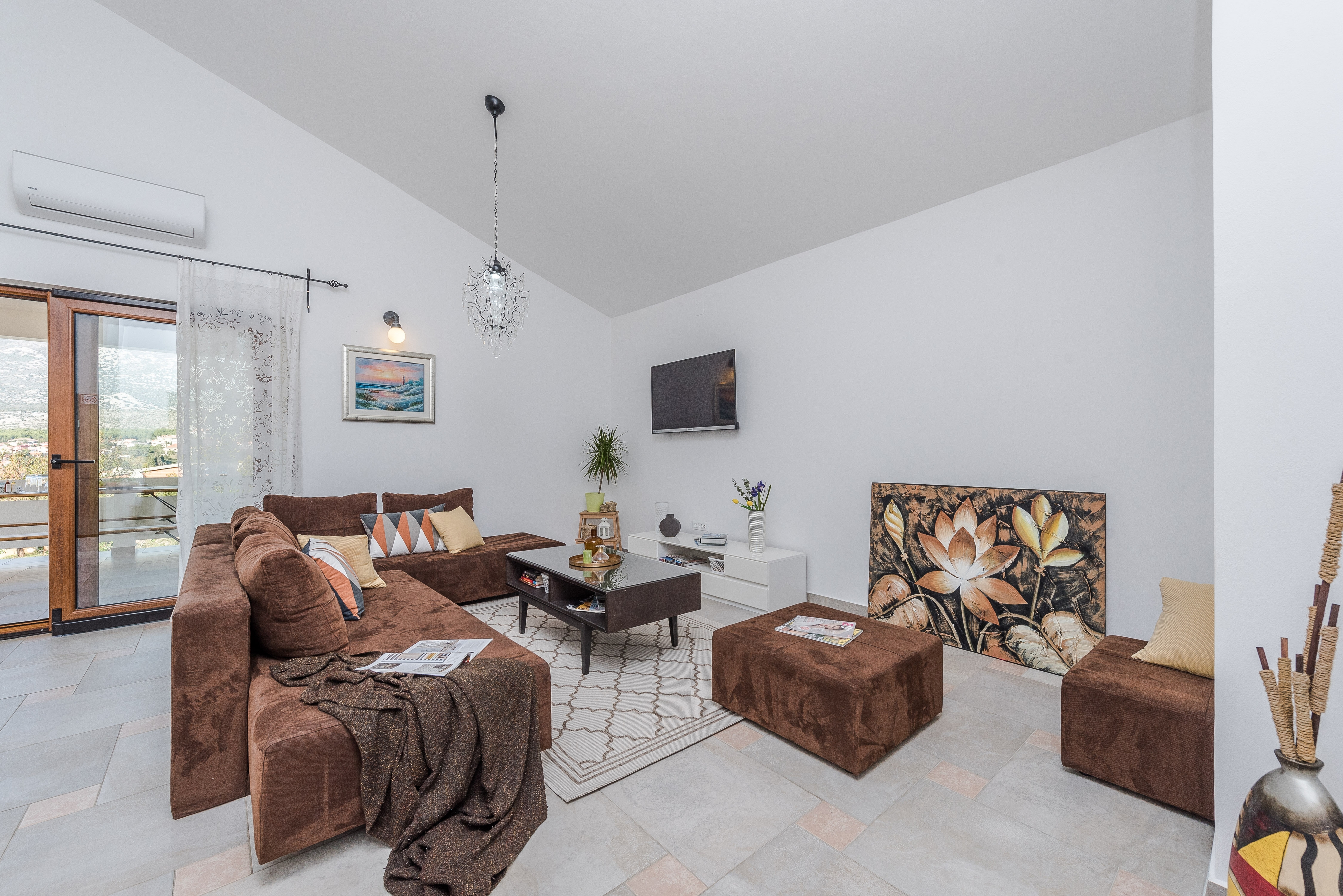 Four-bedroom house with terrace Rovanjska, Paklenica (K-25377) Four-bedroom house with terrace Rovanjska, Paklenica (K-25377)