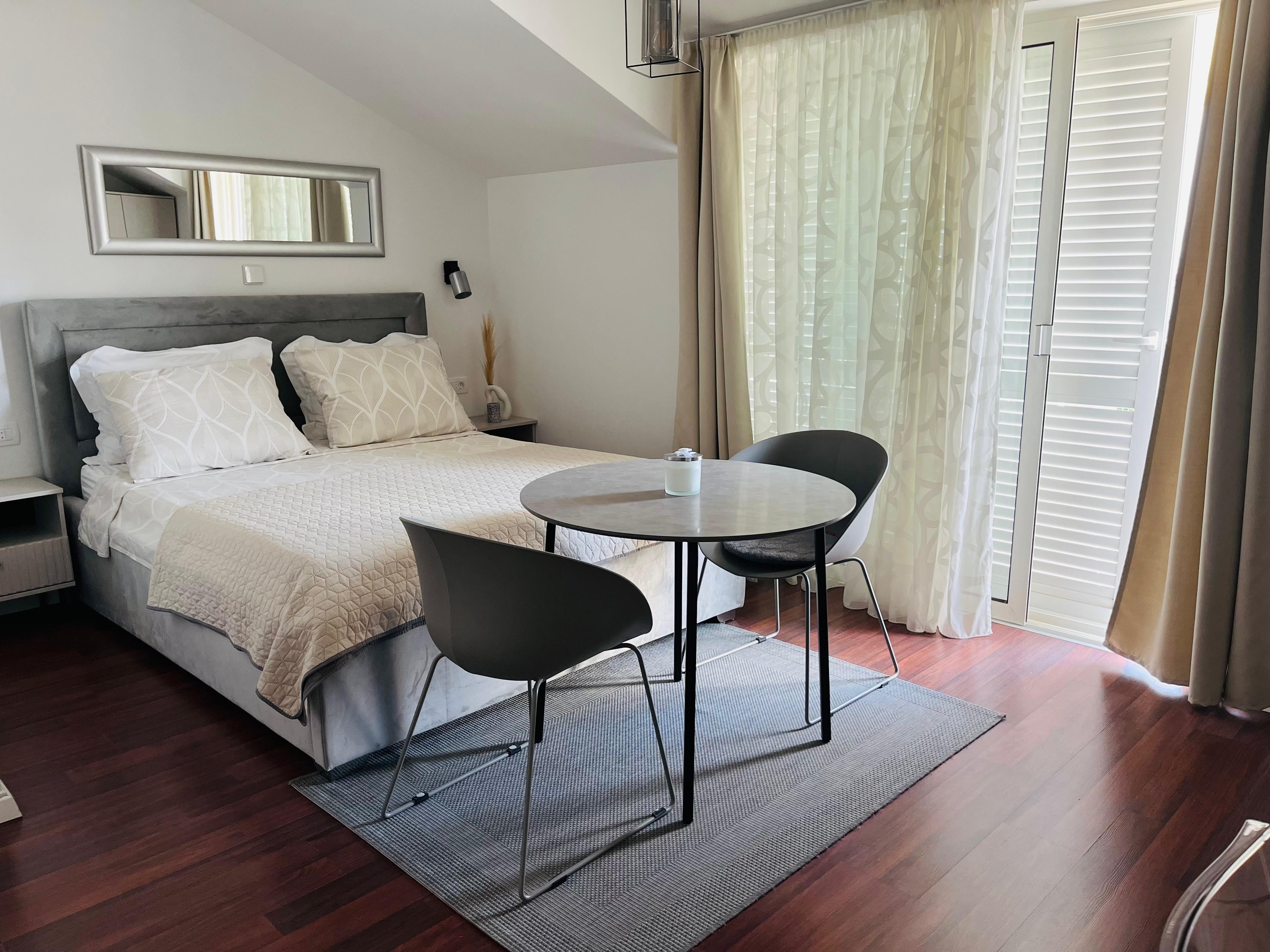 Studio flat with balcony and sea view Kaštel Lukšić, Kaštela (AS-25382-b)