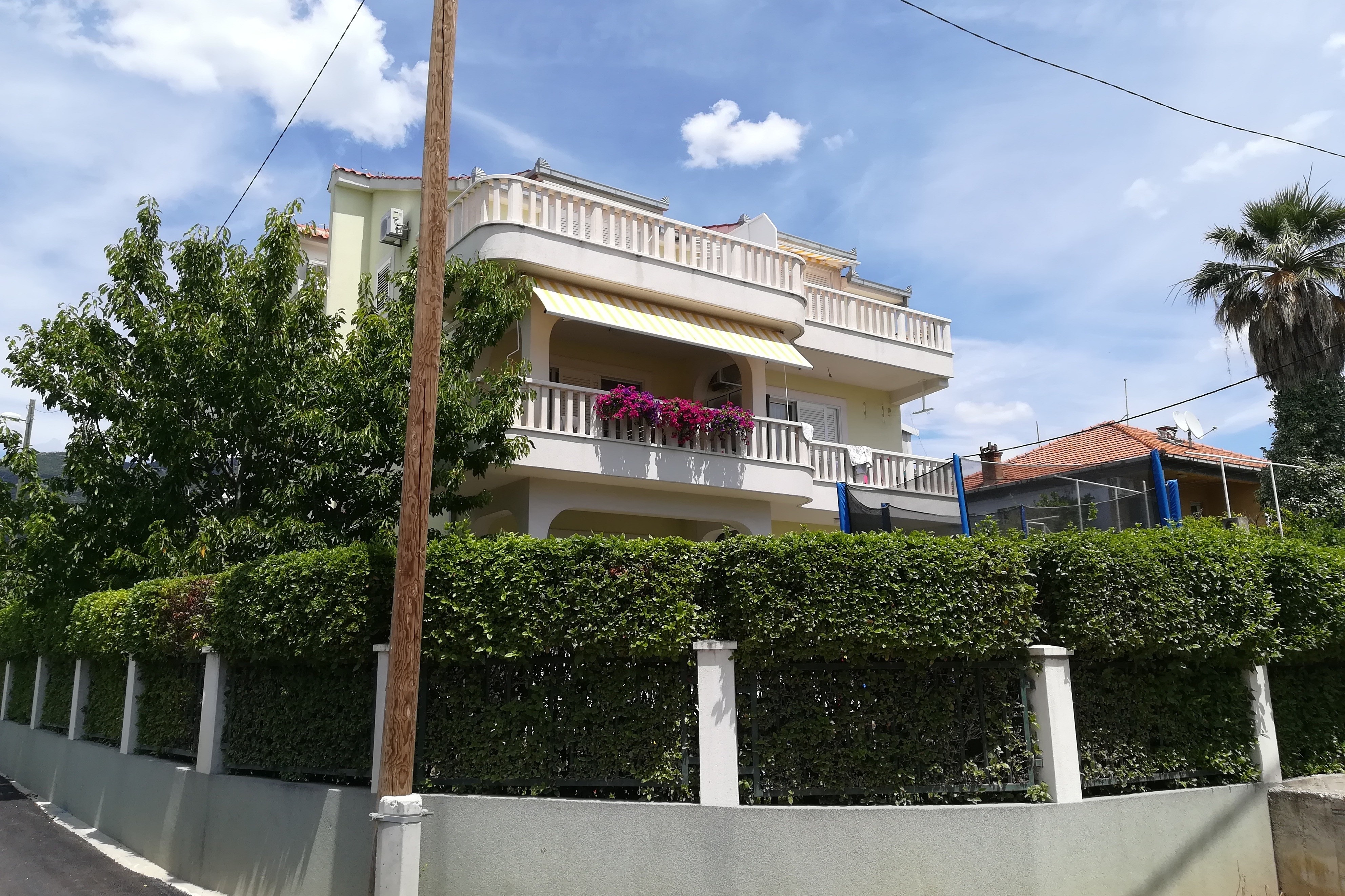 One bedroom apartment with balcony Kaštel Lukšić, Kaštela (A-25382-b)